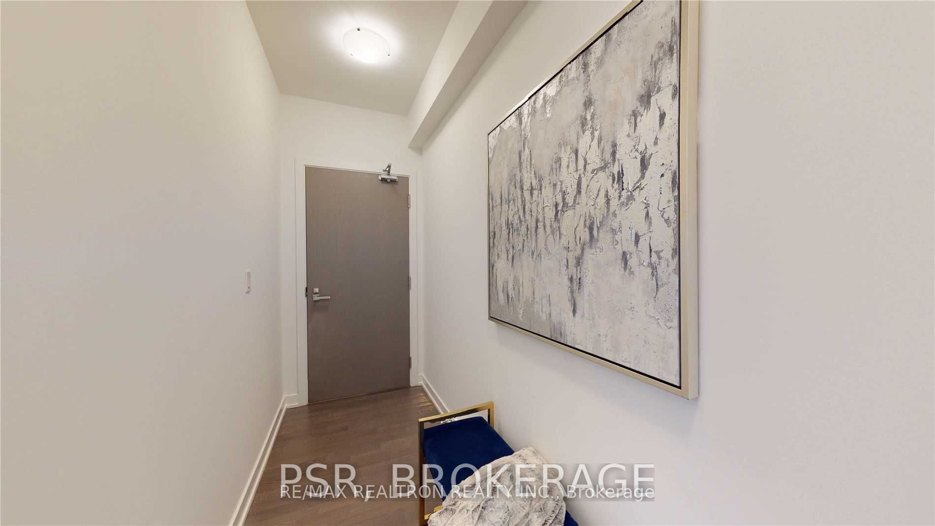 501 W St Clair Avenue W 618, Toronto, ON M5P 0A2 photo 3