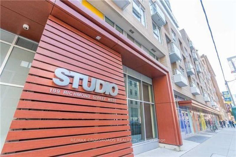199 Richmond Street W 1708, Toronto, ON M5V 0H4 photo 2