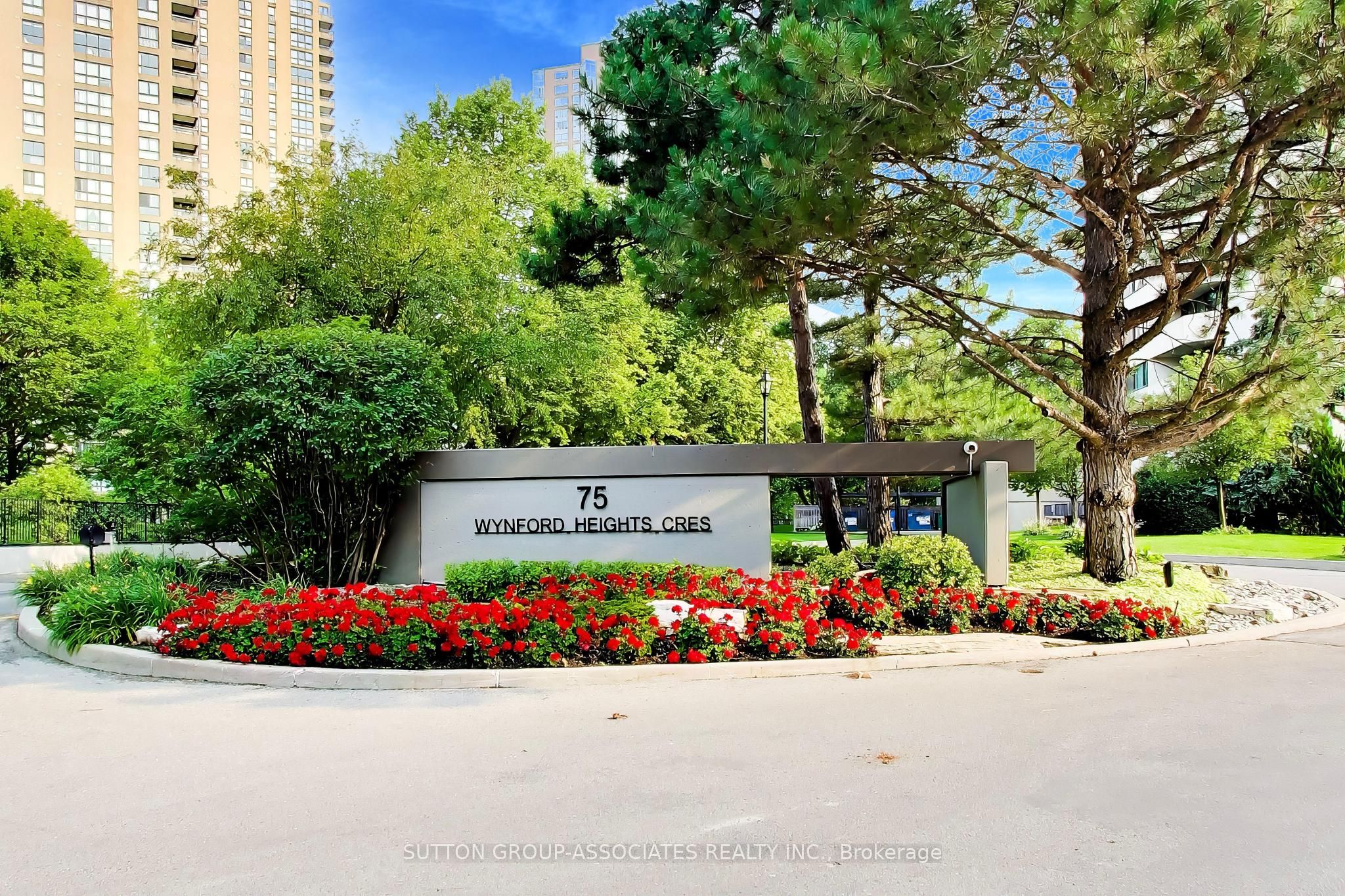75 Wynford Hts Crescent 204, Toronto, ON M3C 3H9