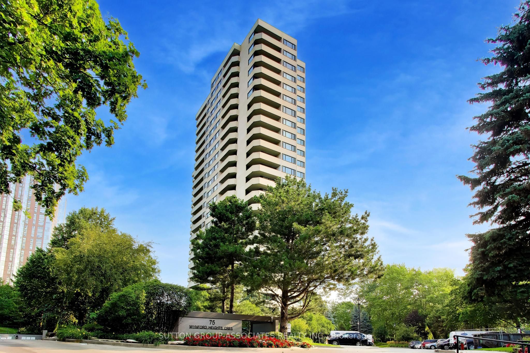 75 Wynford Hts Crescent 204, Toronto, ON M3C 3H9 photo 3