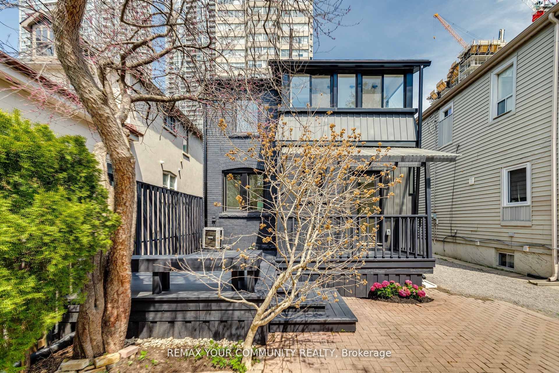 47 Soudan Avenue, Toronto, ON M4S 1V5