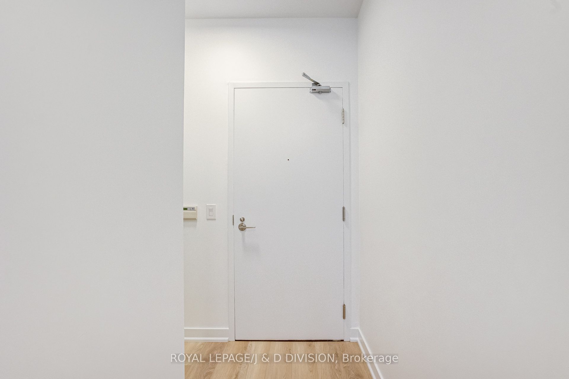 1030 King Street W 435, Toronto, ON M6K 1E6 photo 4