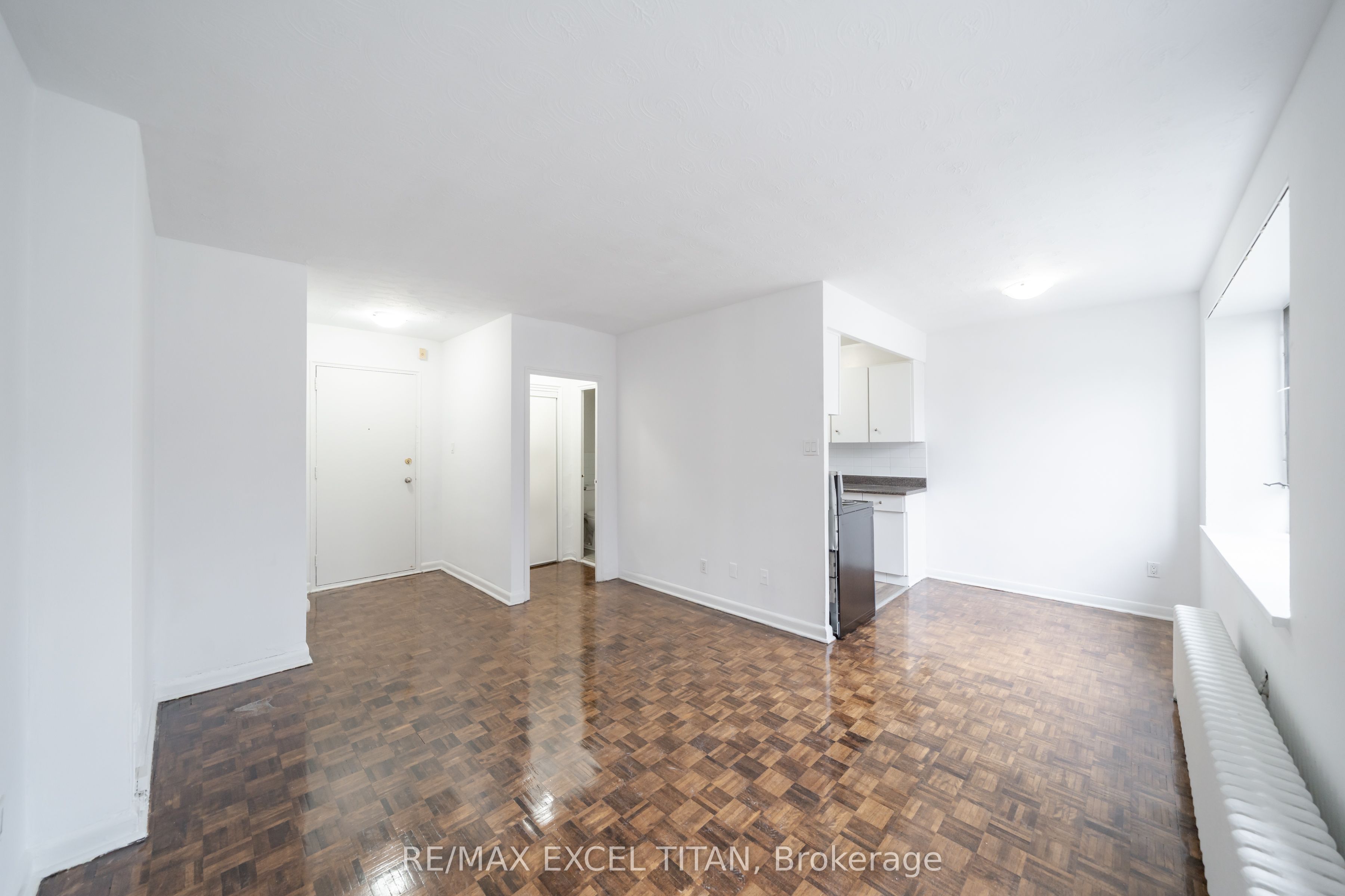 2895 Bathurst Street 108, Toronto, ON M6H 3A8 photo 5
