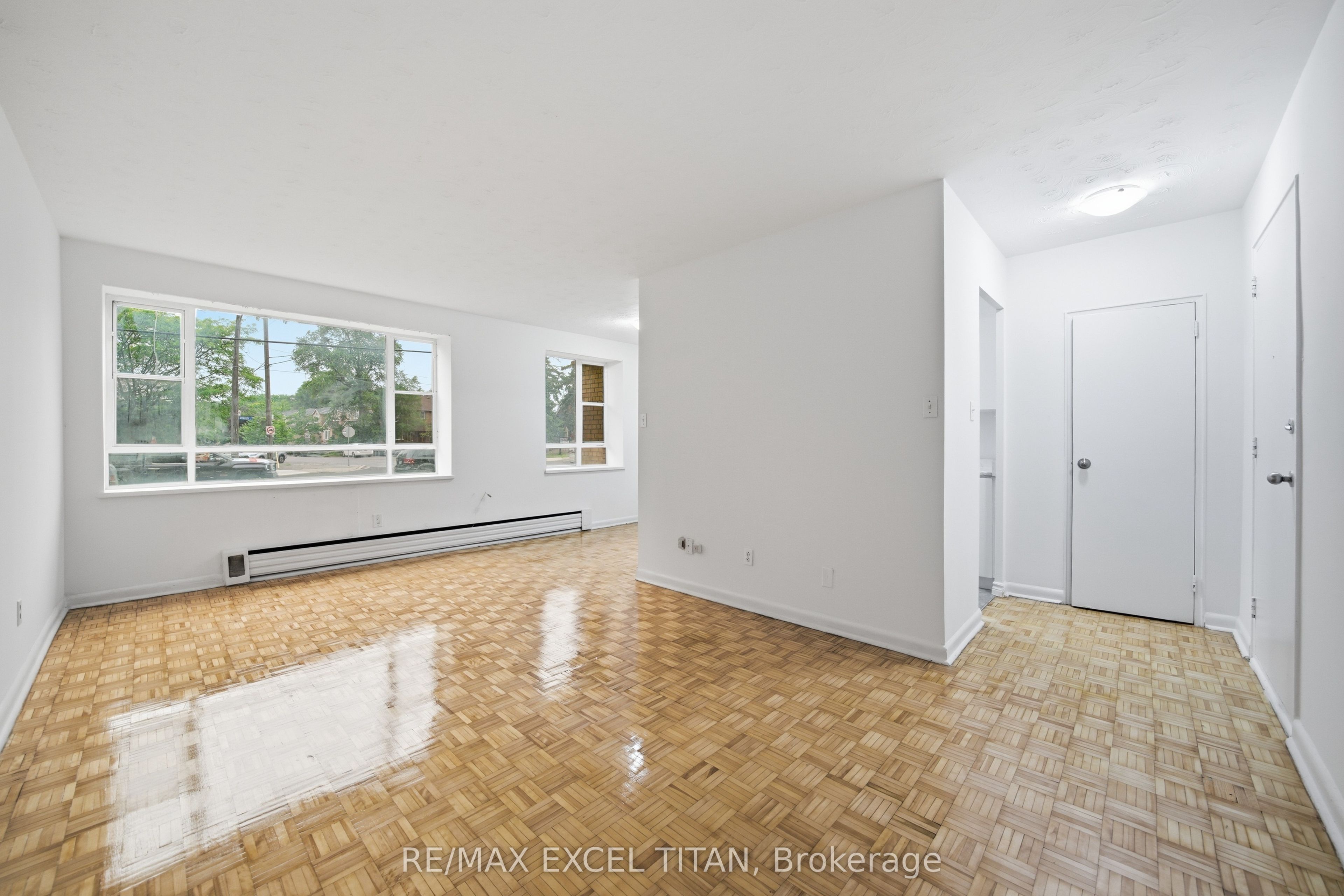 2895 Bathurst Street 111, Toronto, ON M6H 3A8 photo 5