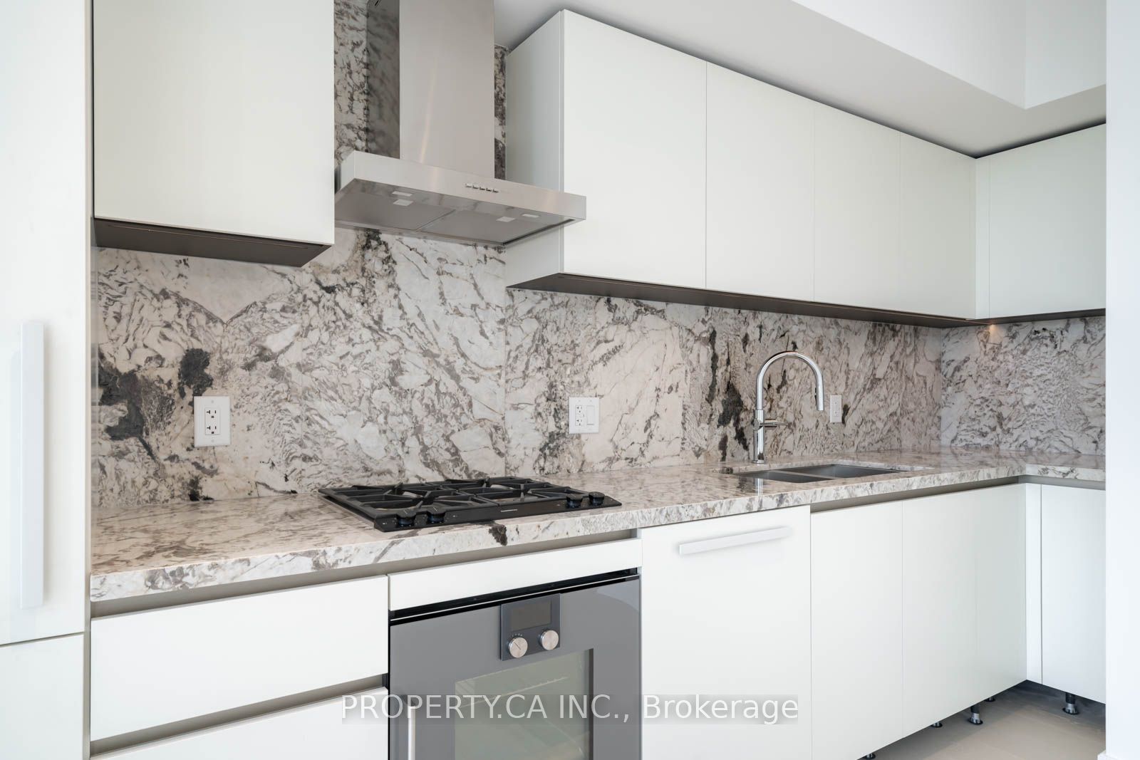 50 Scollard Street 1801, Toronto, ON M5R 2C4 photo 4