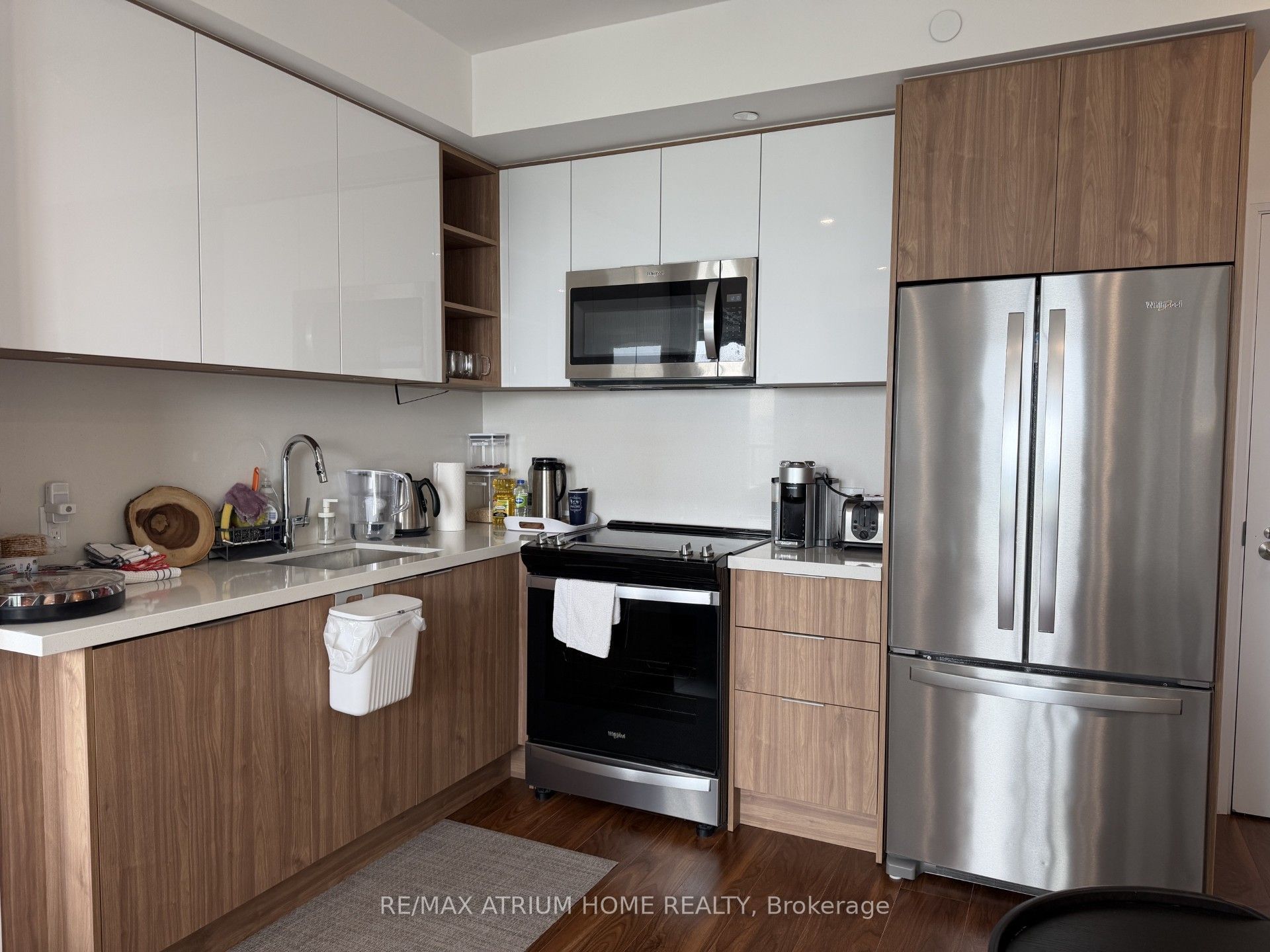 25 Holly Street 1708, Toronto, ON M4S 0E3 photo 2