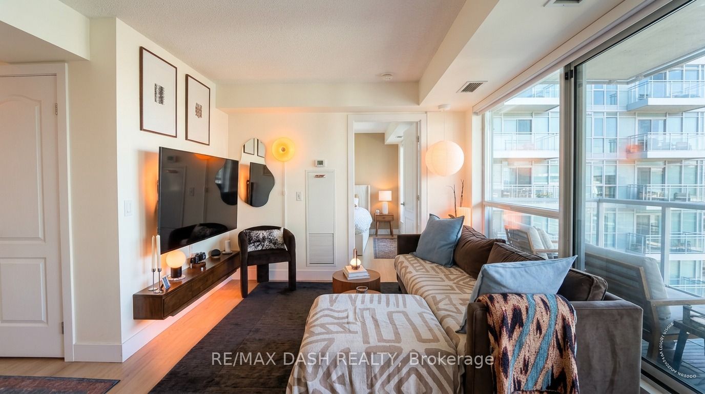 100 Western Battery Road 2001, Toronto, ON M6K 3S2 photo 3