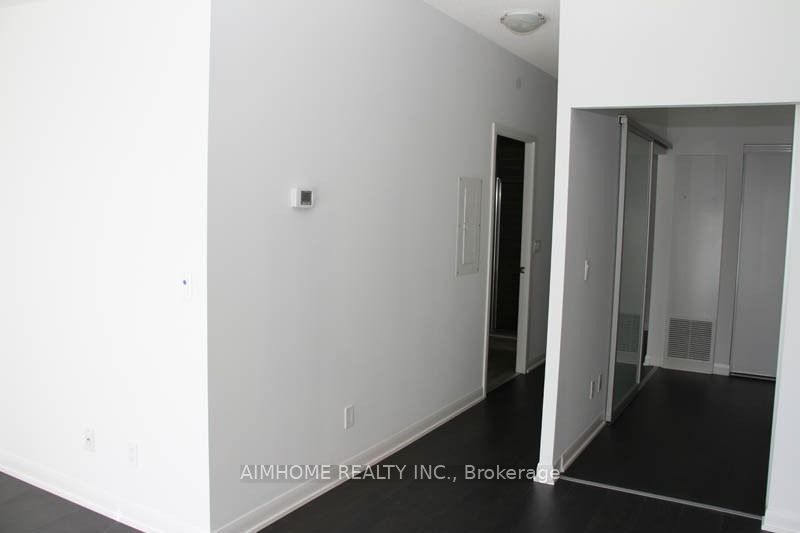 435 Richmond Street W 505, Toronto, ON M5V 0N3 photo 4