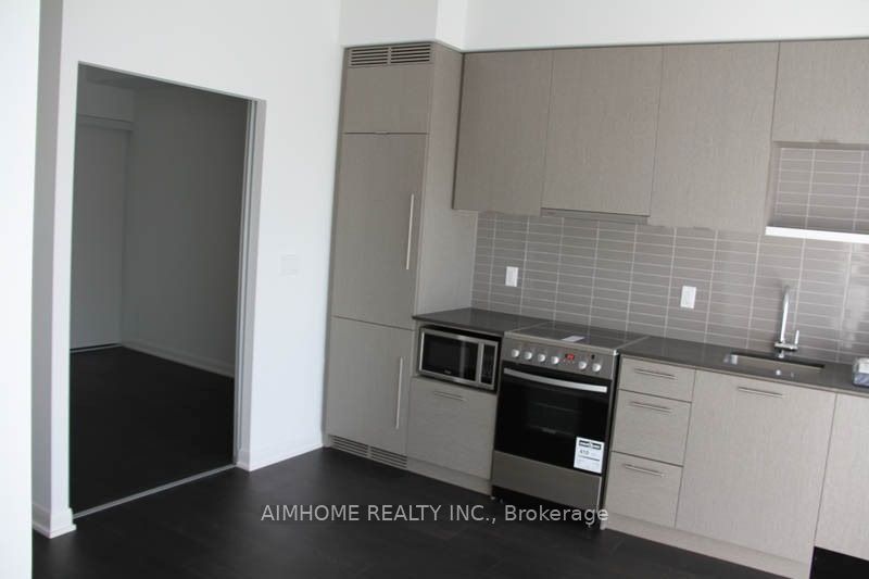 435 Richmond Street W 505, Toronto, ON M5V 0N3 photo 5