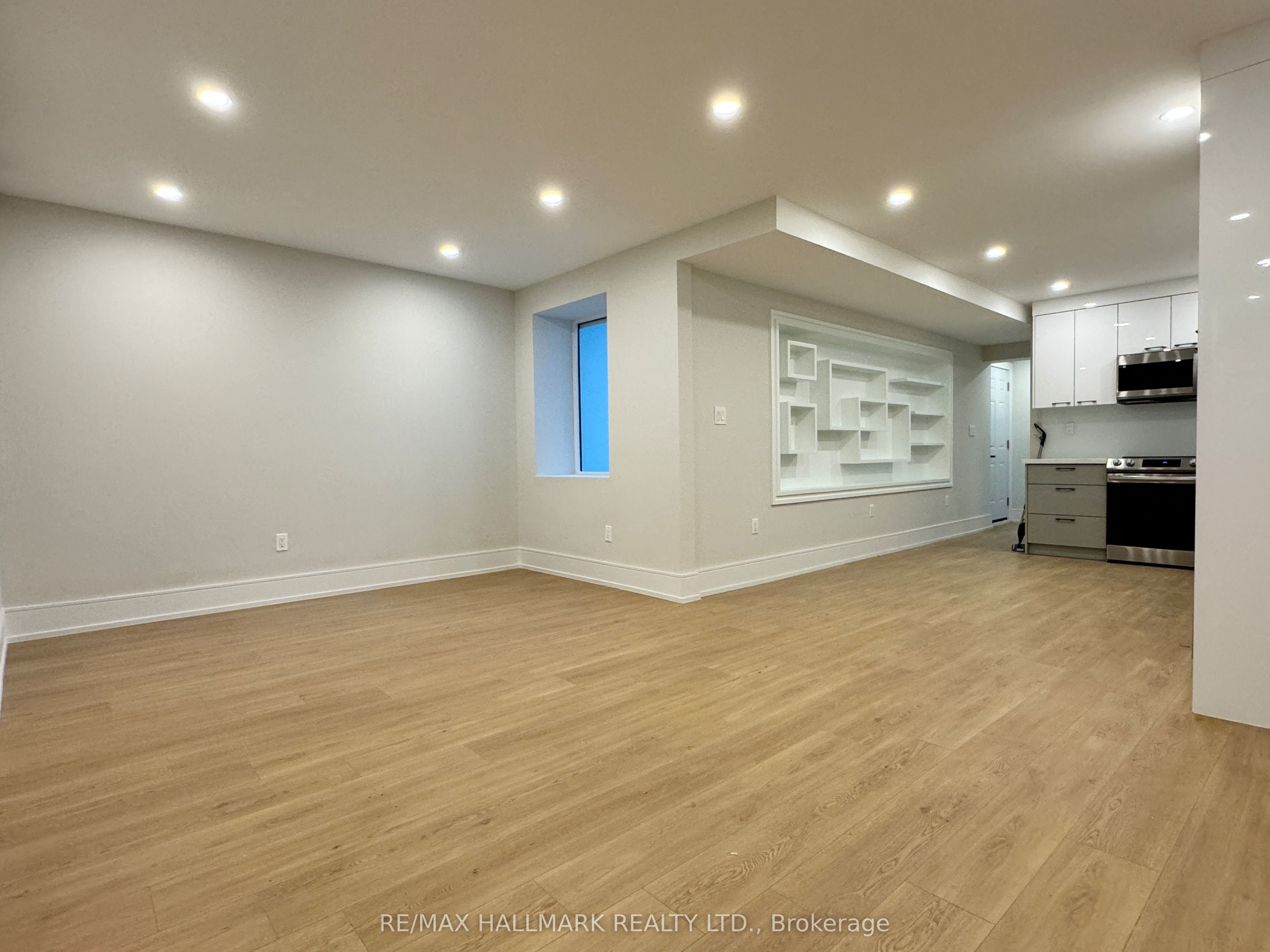 116 Bellevue Avenue Main, Toronto, ON M5T 2N9 photo 4