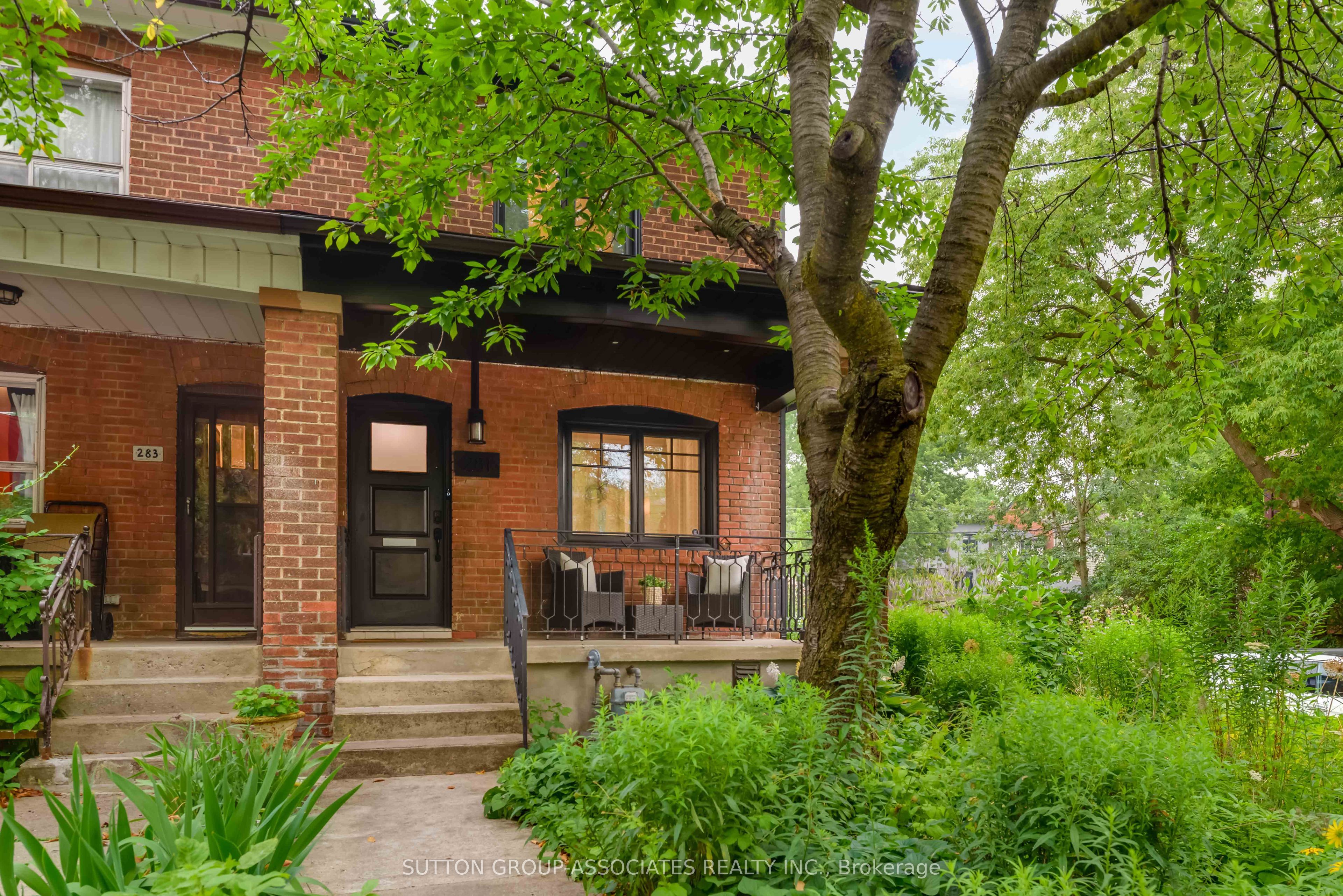 281 Arlington Avenue, Toronto, ON M6C 2Z8 photo 2