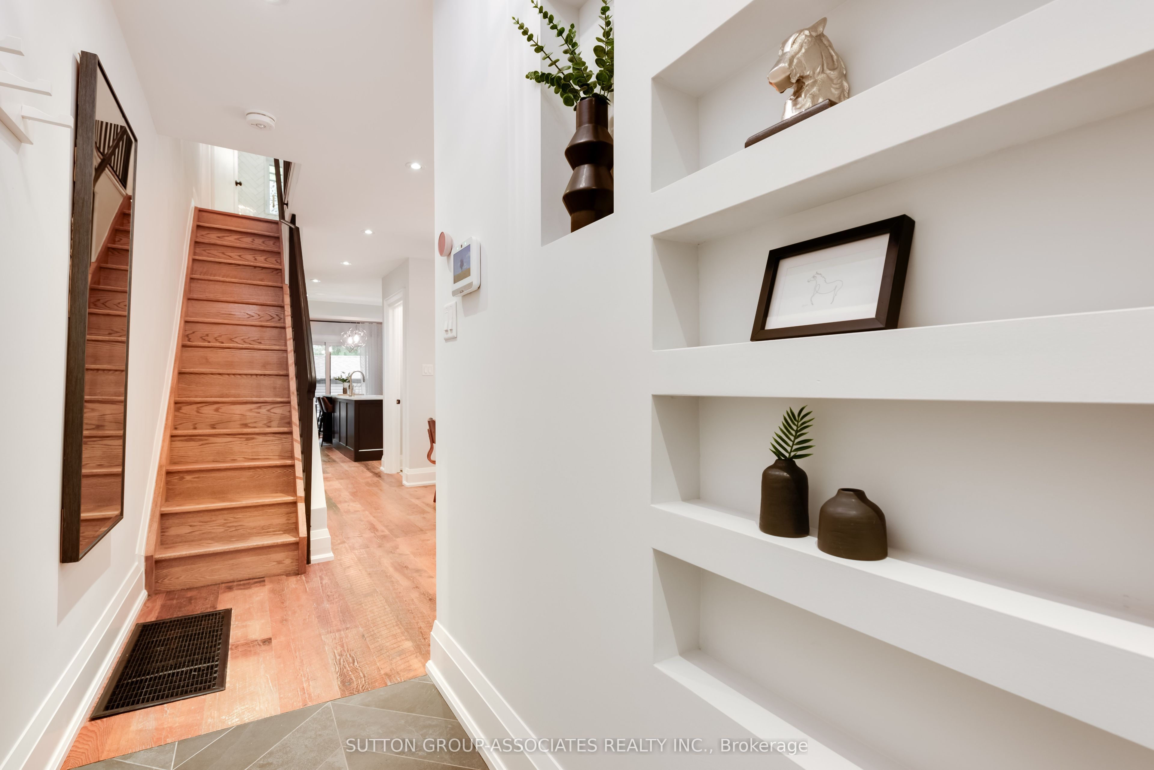281 Arlington Avenue, Toronto, ON M6C 2Z8 photo 4