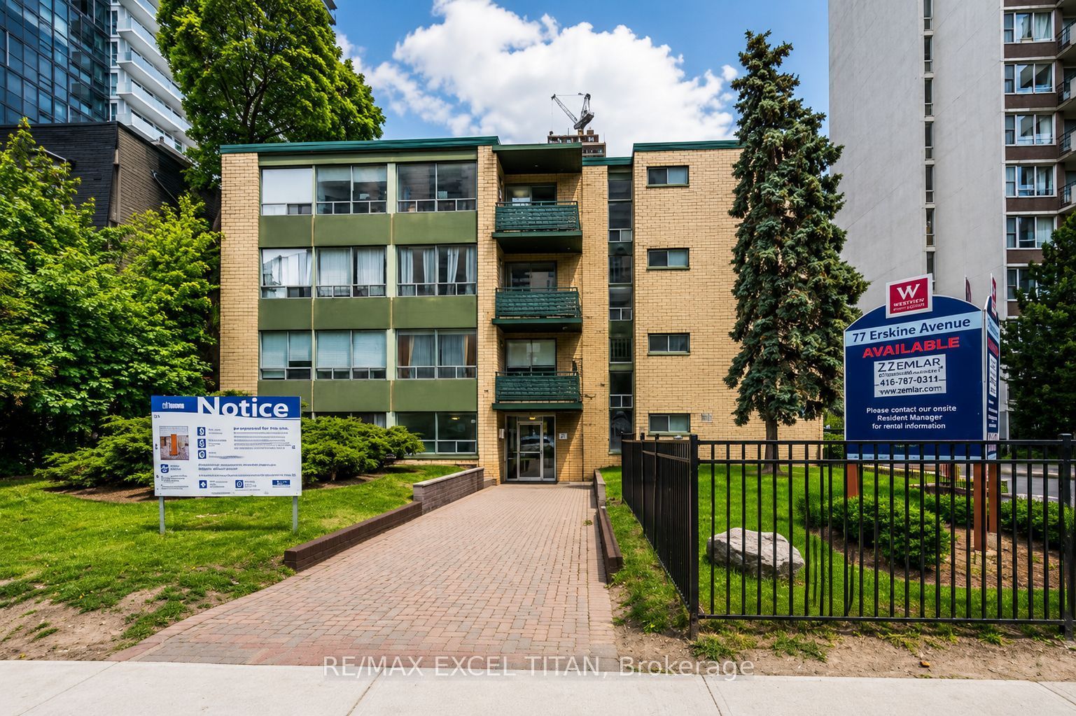 77 Erskine Avenue 205, Toronto, ON M4P 1Y5