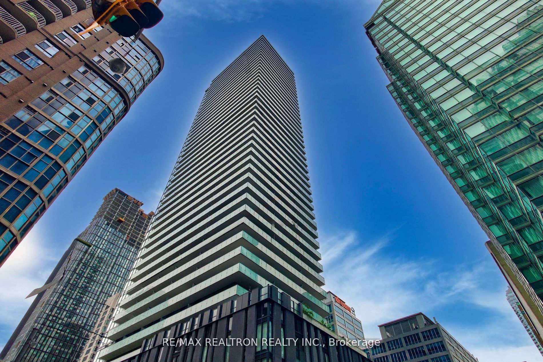 25 Richmond Street E 2809, Toronto, ON M5C 0A6 photo 5