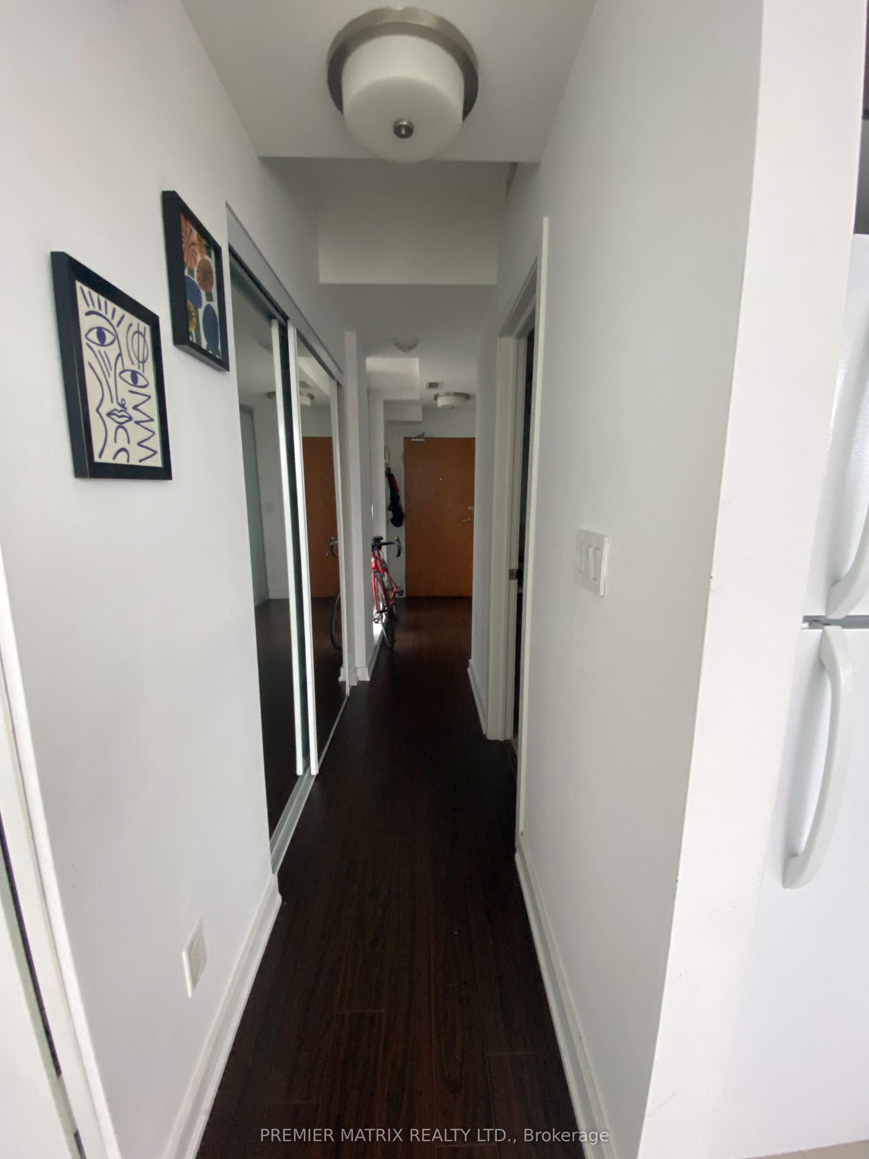20 Joe Shuster Way 1417, Toronto, ON M6K 0A3