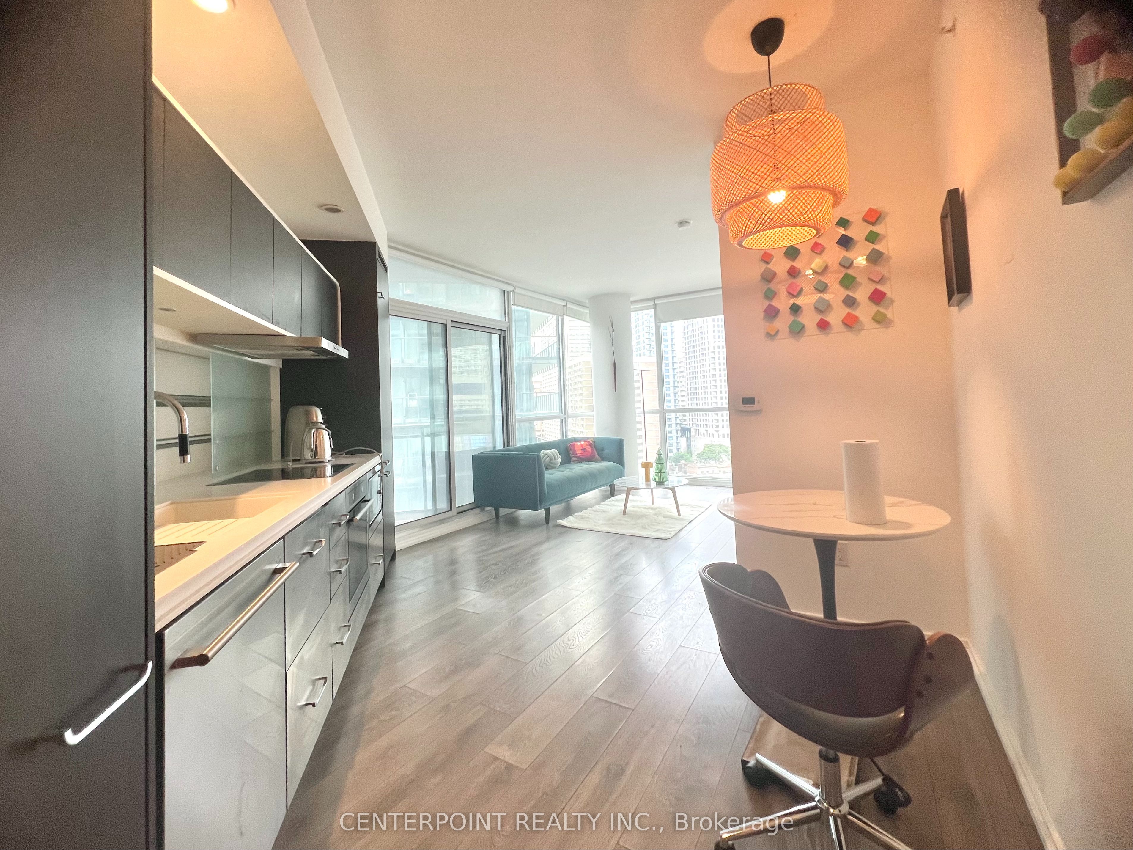 45 Charles Street E 1606, Toronto, ON M4Y 1S2 photo 5