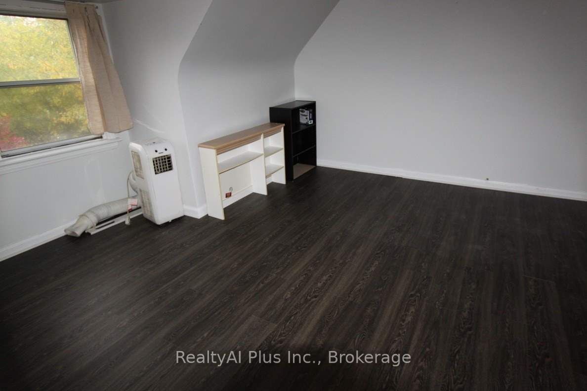 37 Grantbrook Street, Toronto, ON M2R 2E8 photo 3