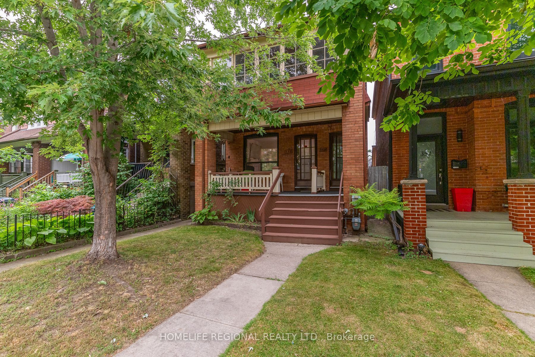 353 St Clarens Avenue, Toronto, ON M6H 3W2 photo 2