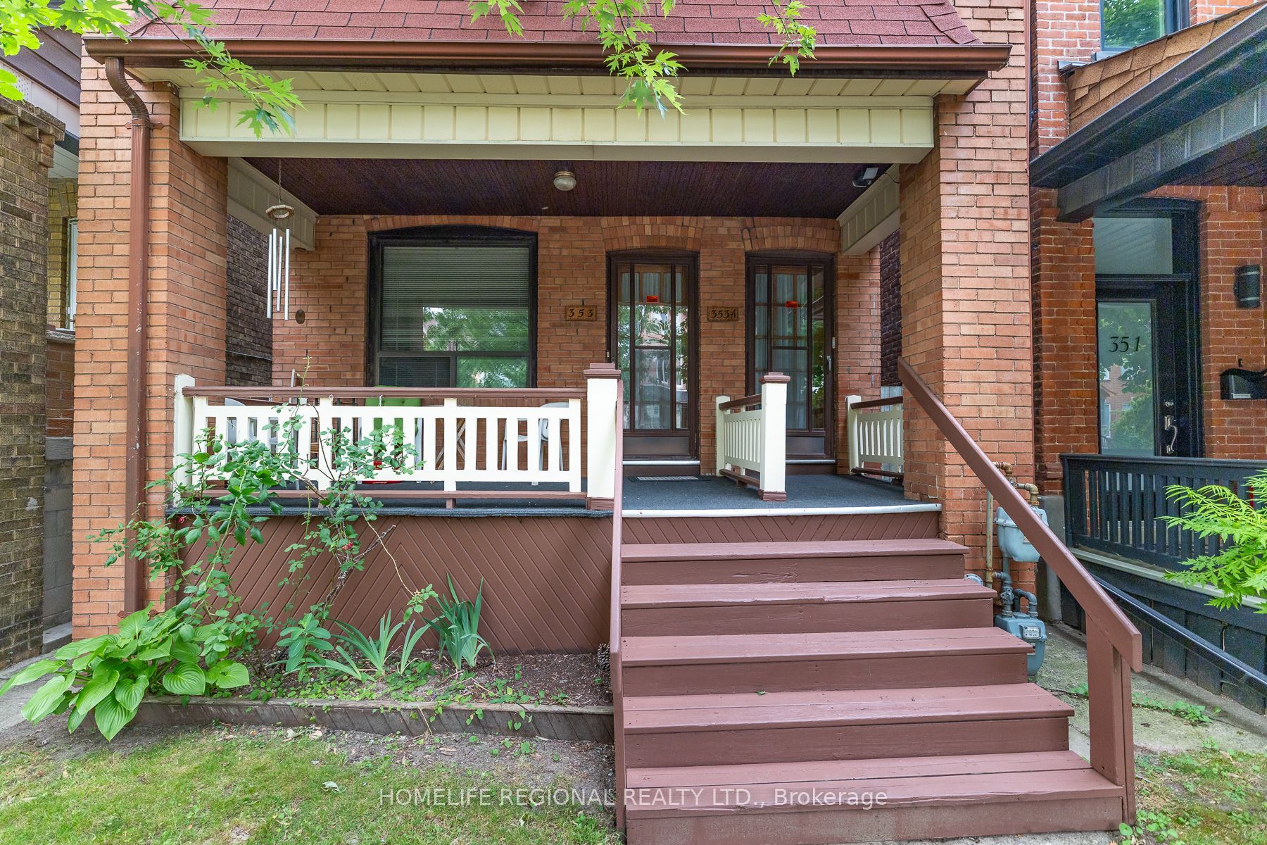 353 St Clarens Avenue, Toronto, ON M6H 3W2 photo 5
