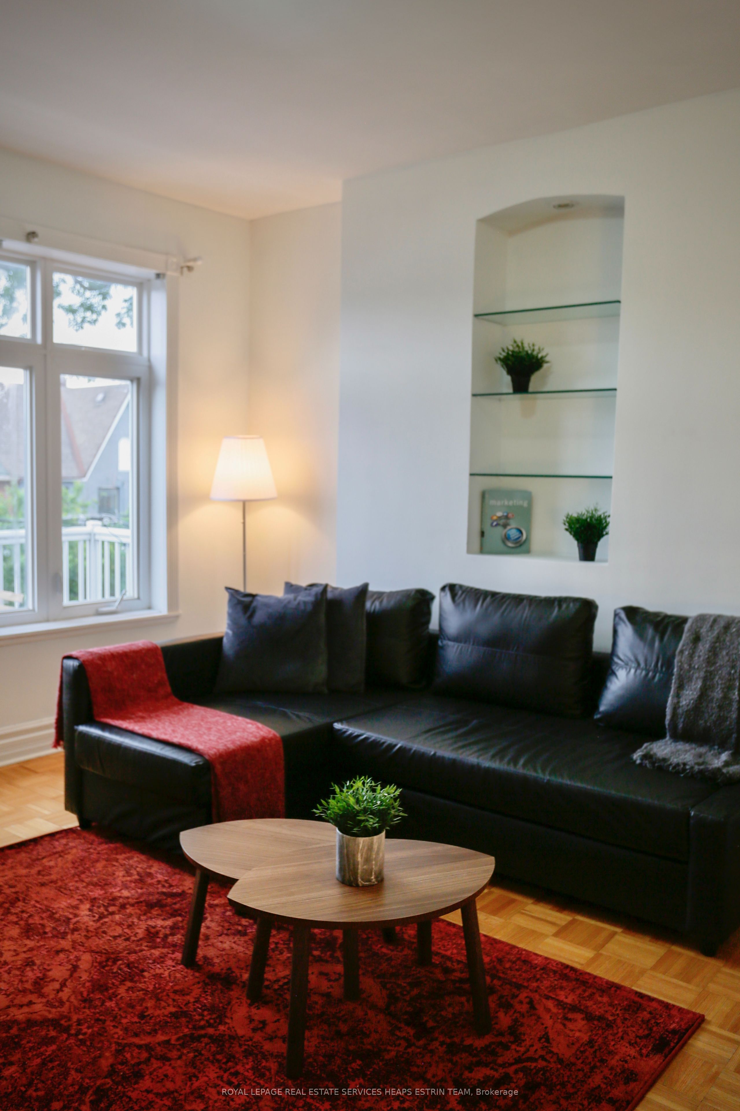 12 Foxley Street N 2nd/3rd, Toronto, ON M6J 1R1 photo 4
