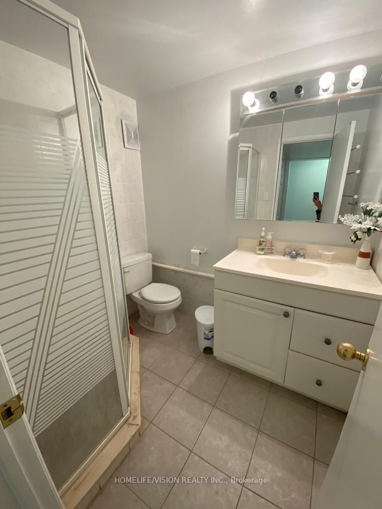 179 Angus Drive Lower, Toronto, ON M2J 2W9 photo 4