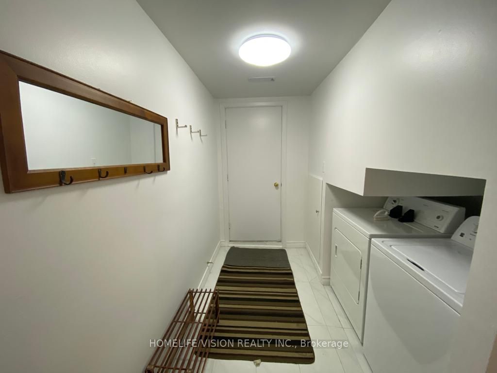 179 Angus Drive Lower, Toronto, ON M2J 2W9 photo 5