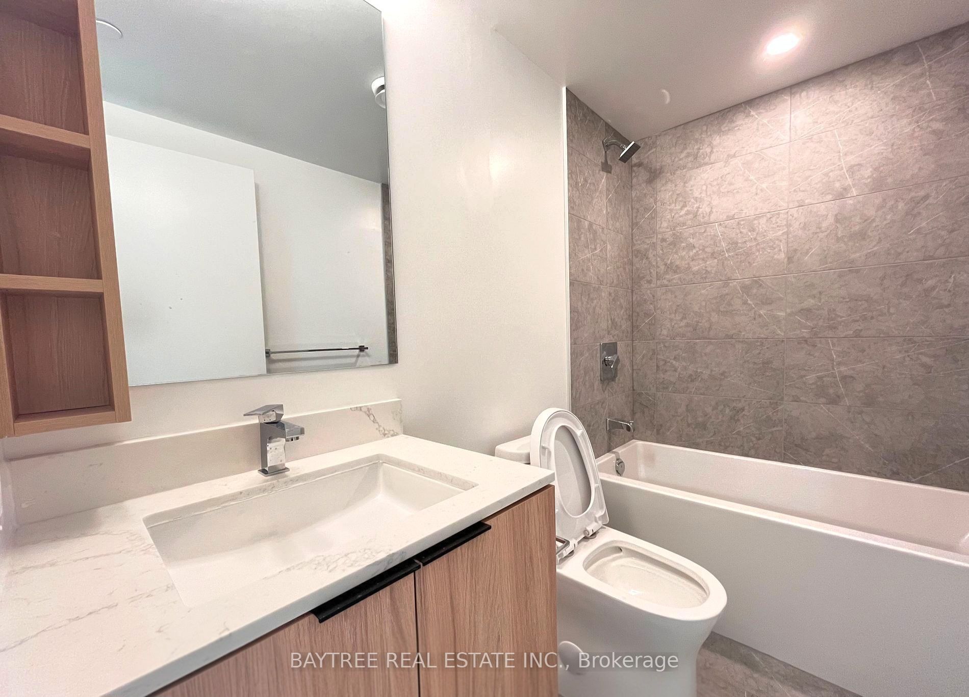 82 Dalhousie Street 1708, Toronto, ON M5B 0C5 photo 4