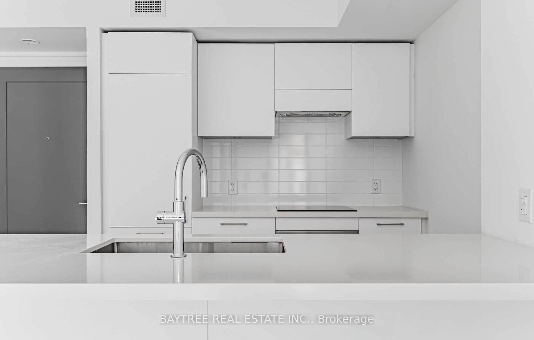 33 Frederick Todd Way 630, Toronto, ON M4G 0C9 photo 3