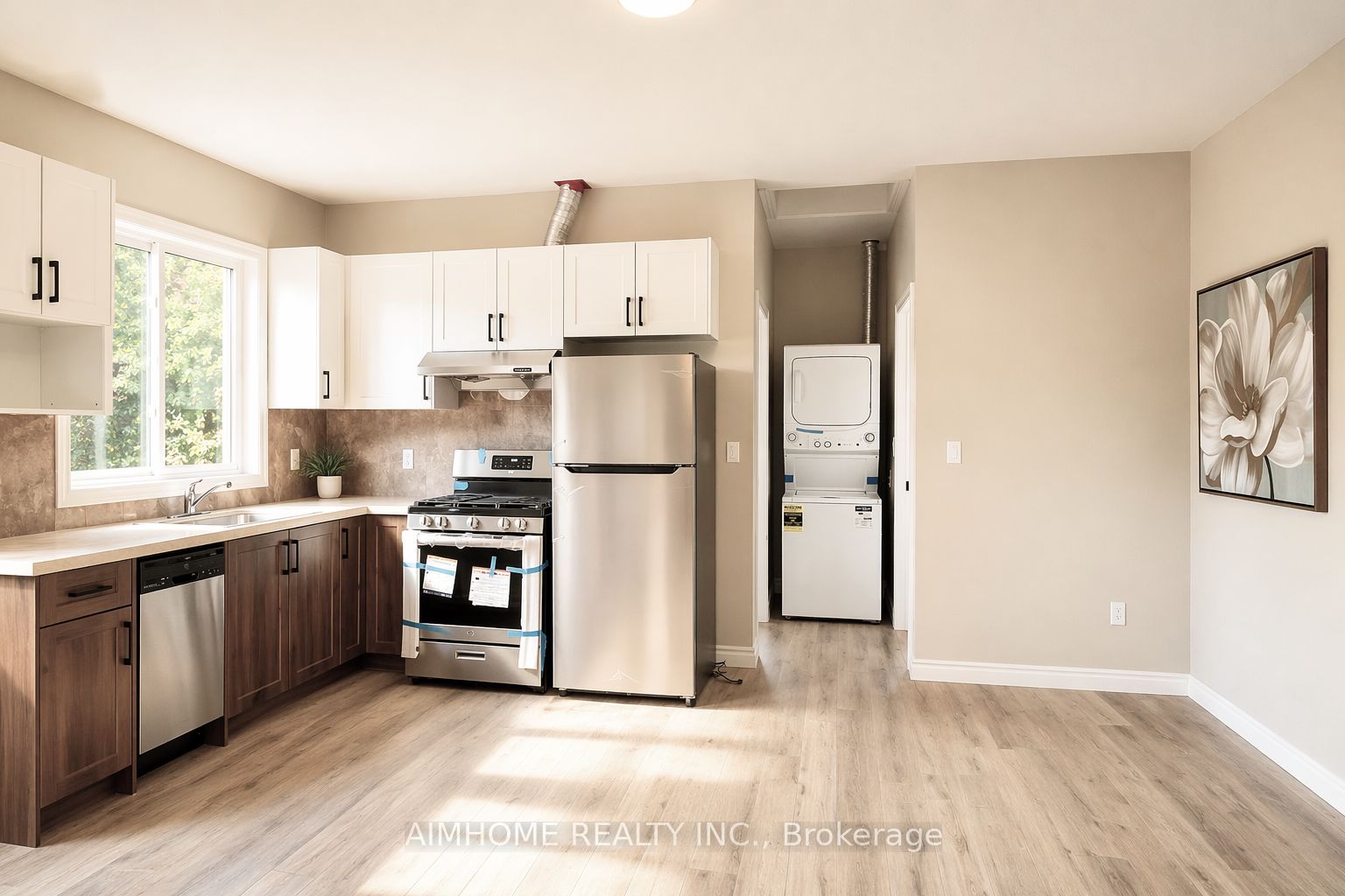 15 Waddington Crescent 3, Toronto, ON M2J 2Z9 photo 4