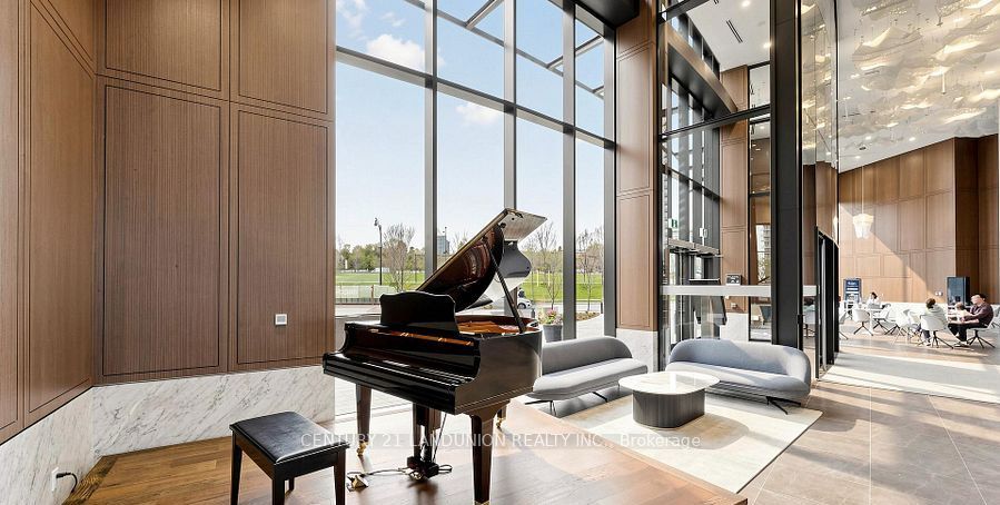18 Esther Shiner Boulevard 239, Toronto, ON M2K 0J7 photo 2