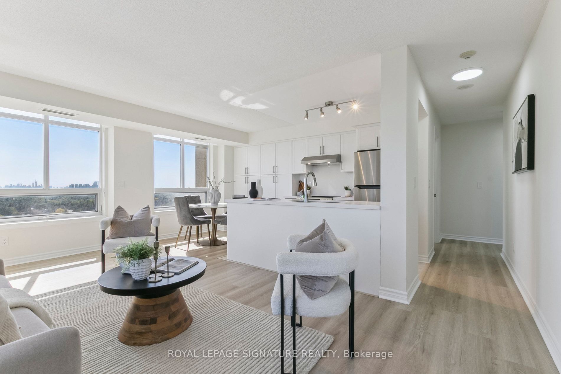 18 Kenaston Gardens 1307, Toronto, ON M2K 3C7 photo 2