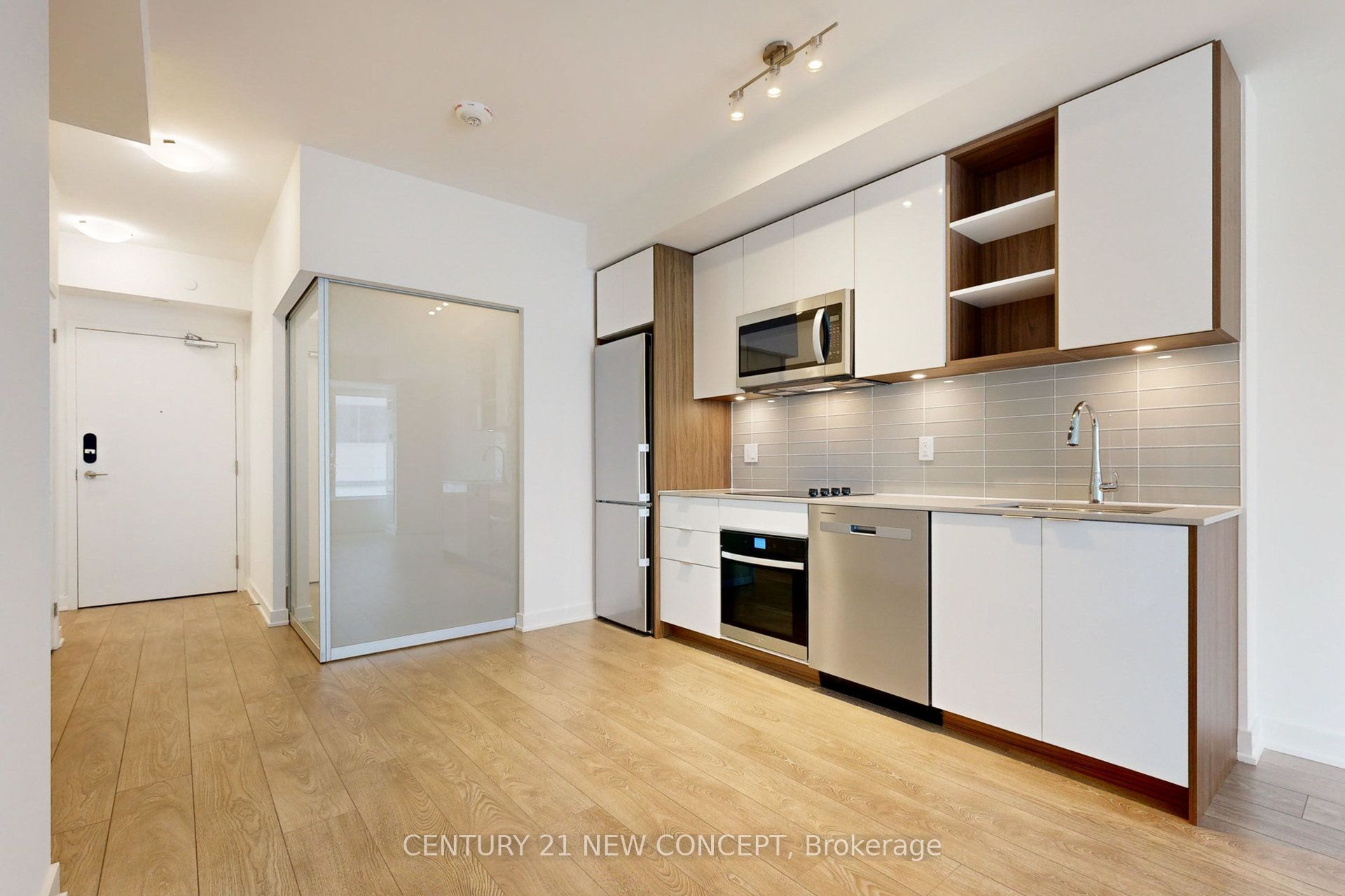543 Richmond Street 443, Toronto, ON M5V 0W9 photo 4