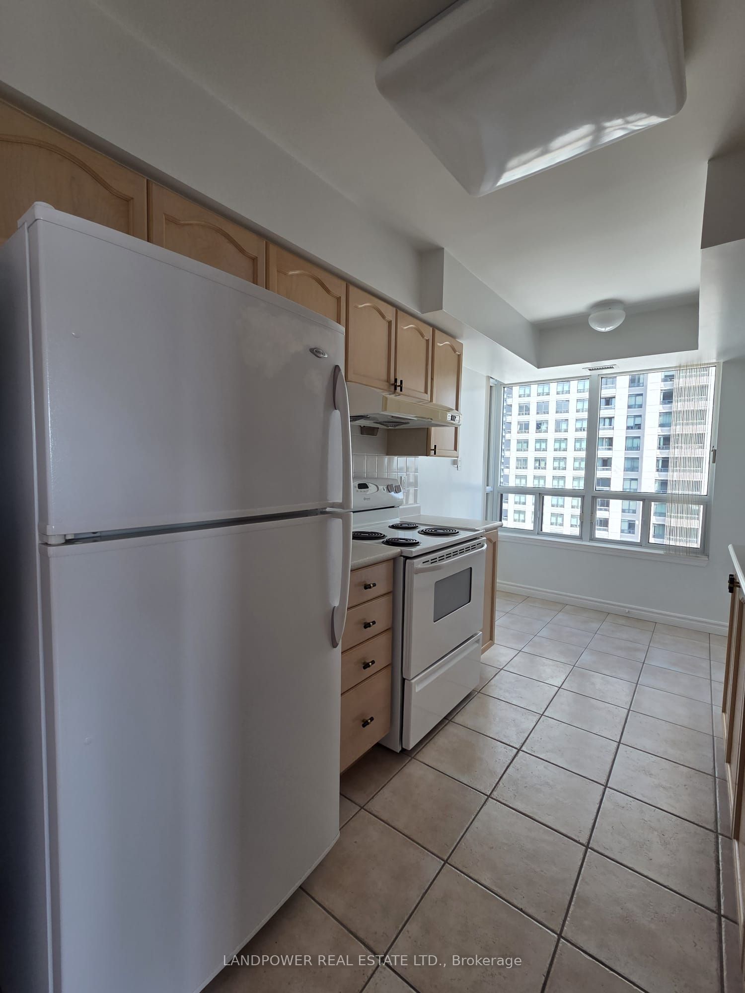 8 Hillcrest Avenue 1107, Toronto, ON M2N 3N5 photo 4
