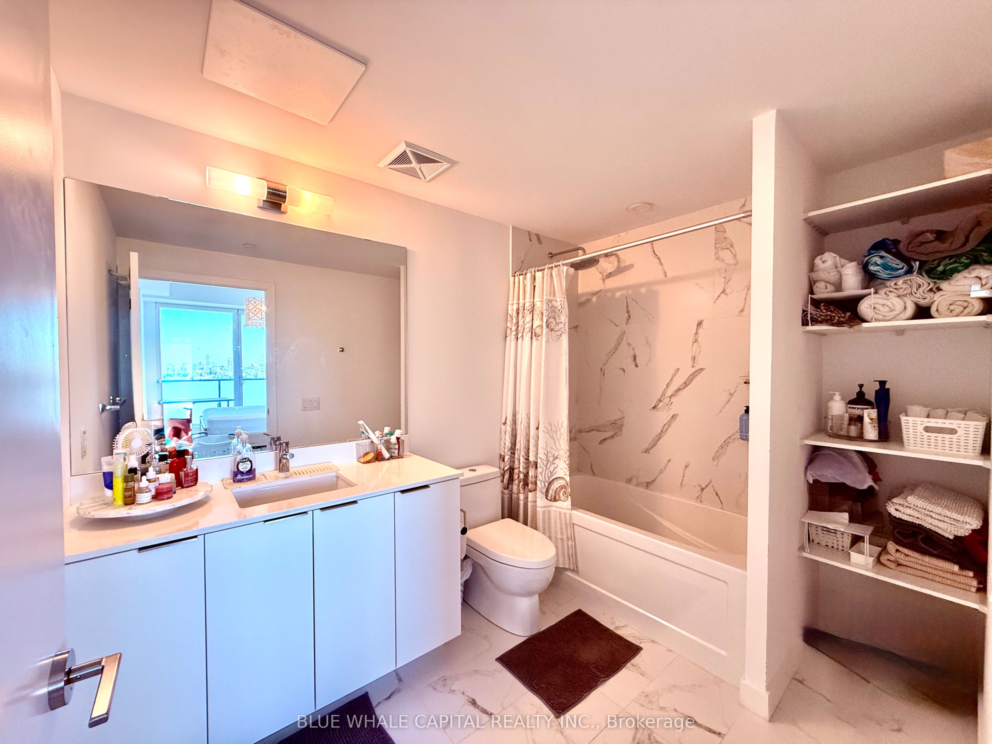8 Olympic Garden Drive 1013, Toronto, ON M2M 0B9 photo 3