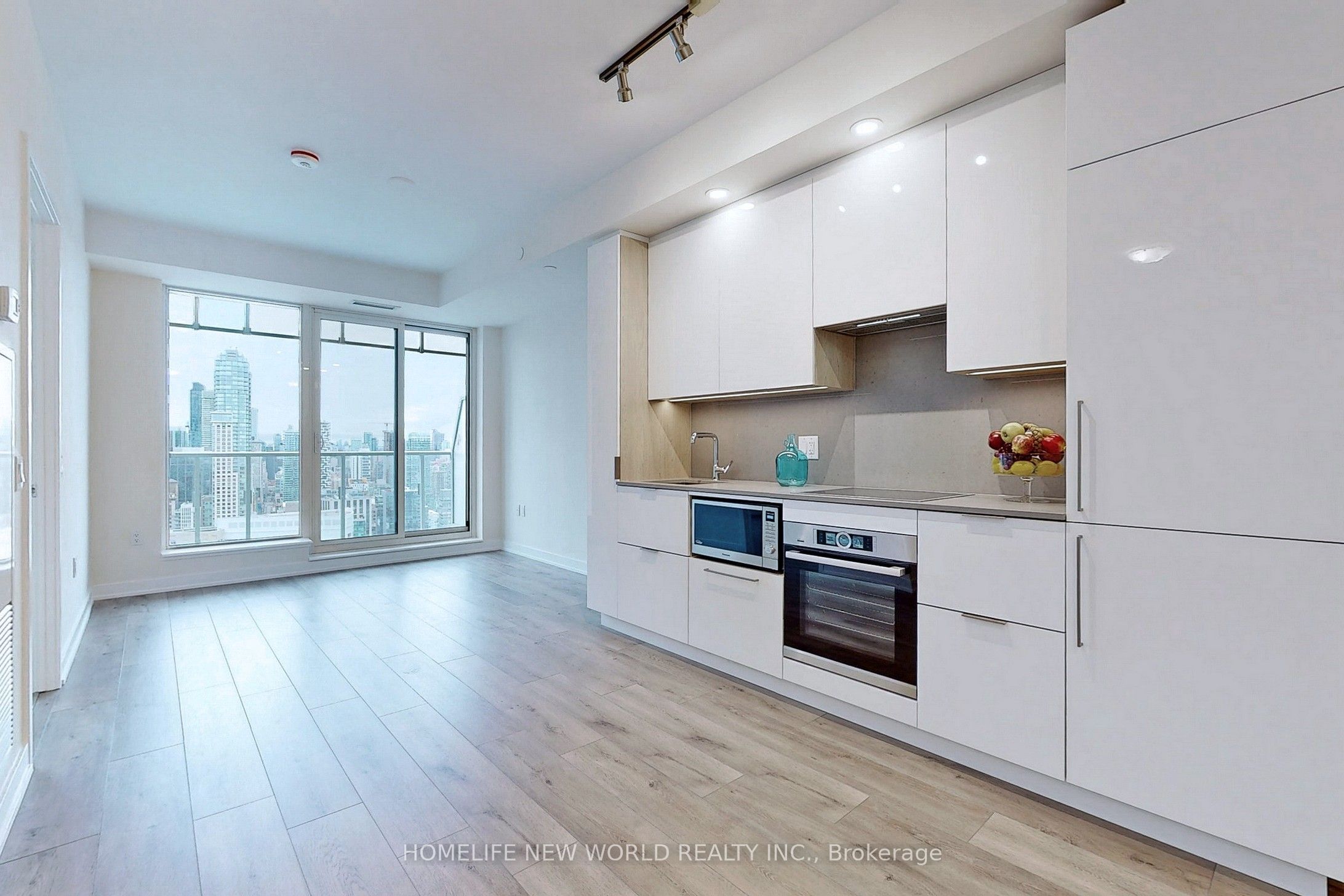 28 Freeland Street 4106, Toronto, ON M5E 0E3 photo 2