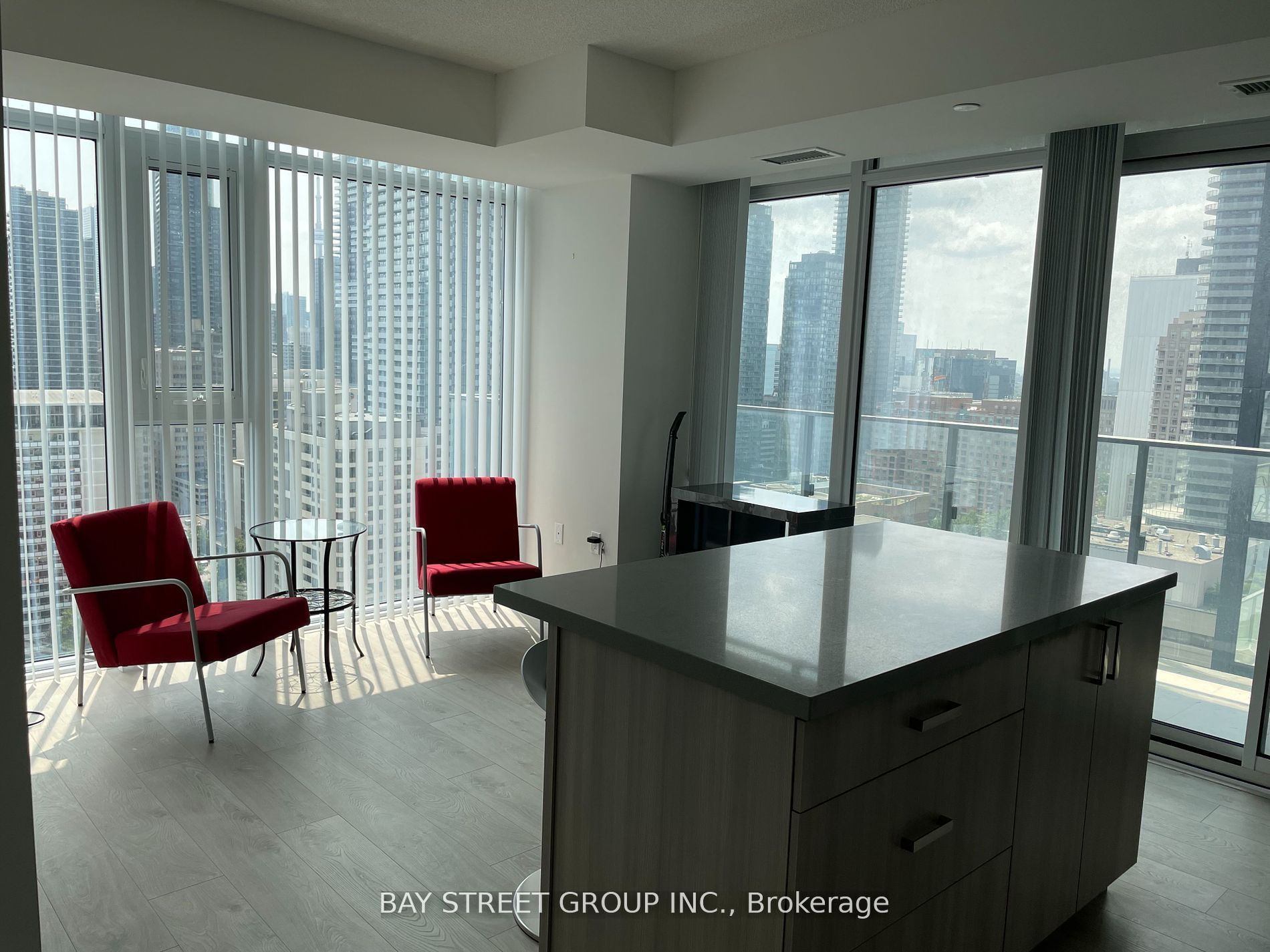 50 Wellesley Street E 2610, Toronto, ON M4Y 0C8 photo 4