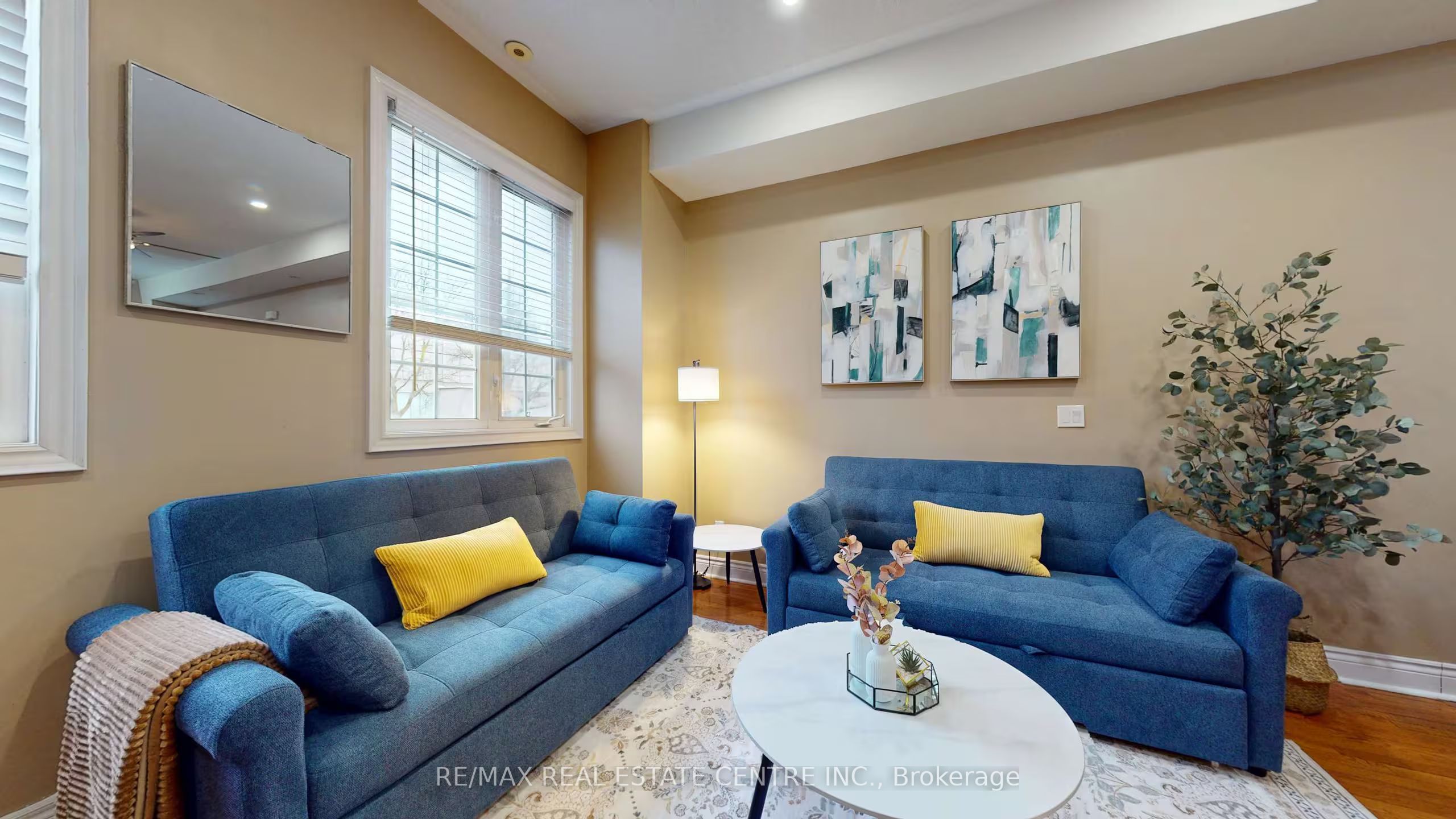 1376 Eglinton Avenue W, Toronto, ON M6C 2E4 photo 3