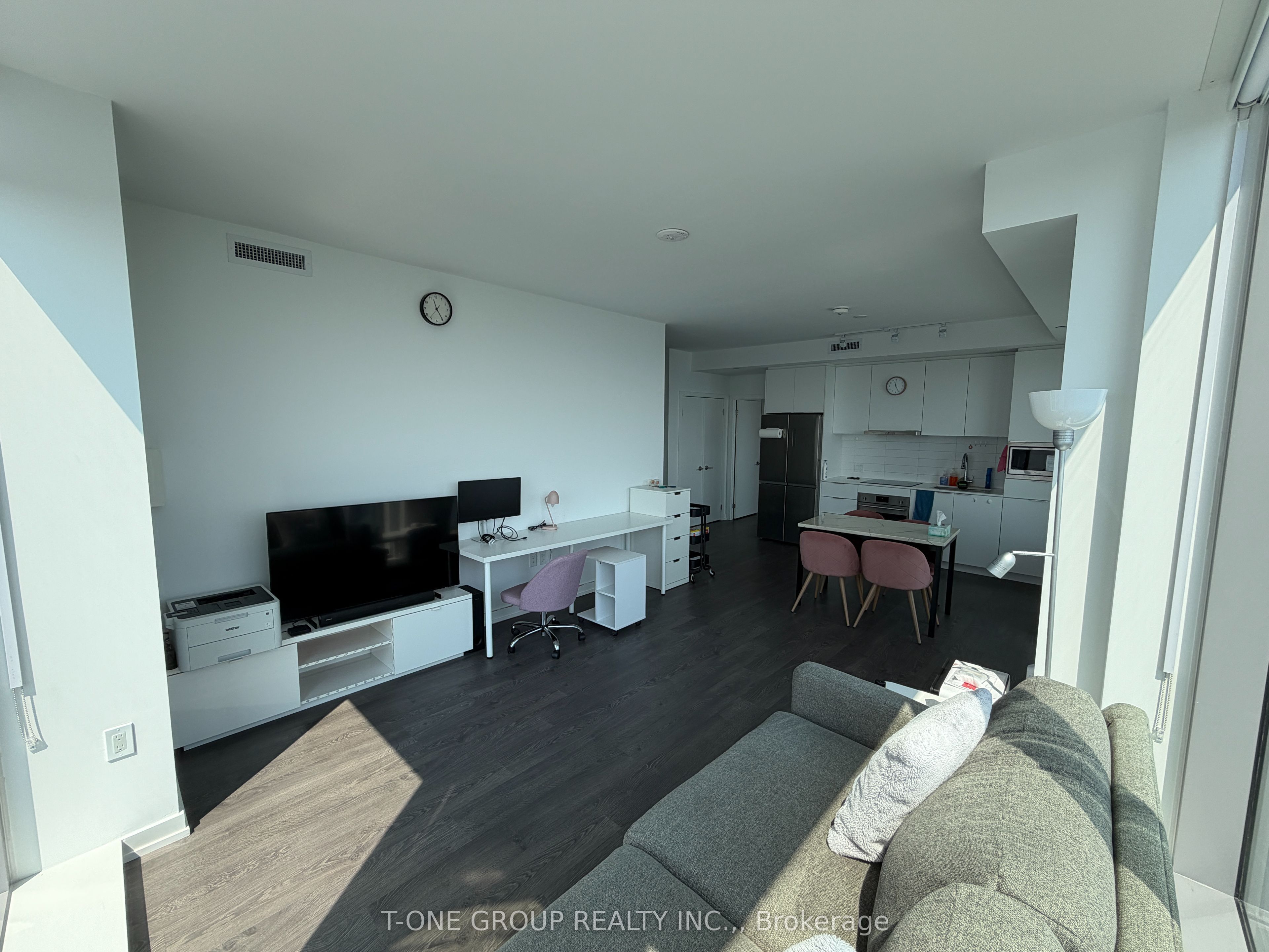 8 Olympic Garden Drive S2603, Toronto, ON M2M 0B9 photo 3