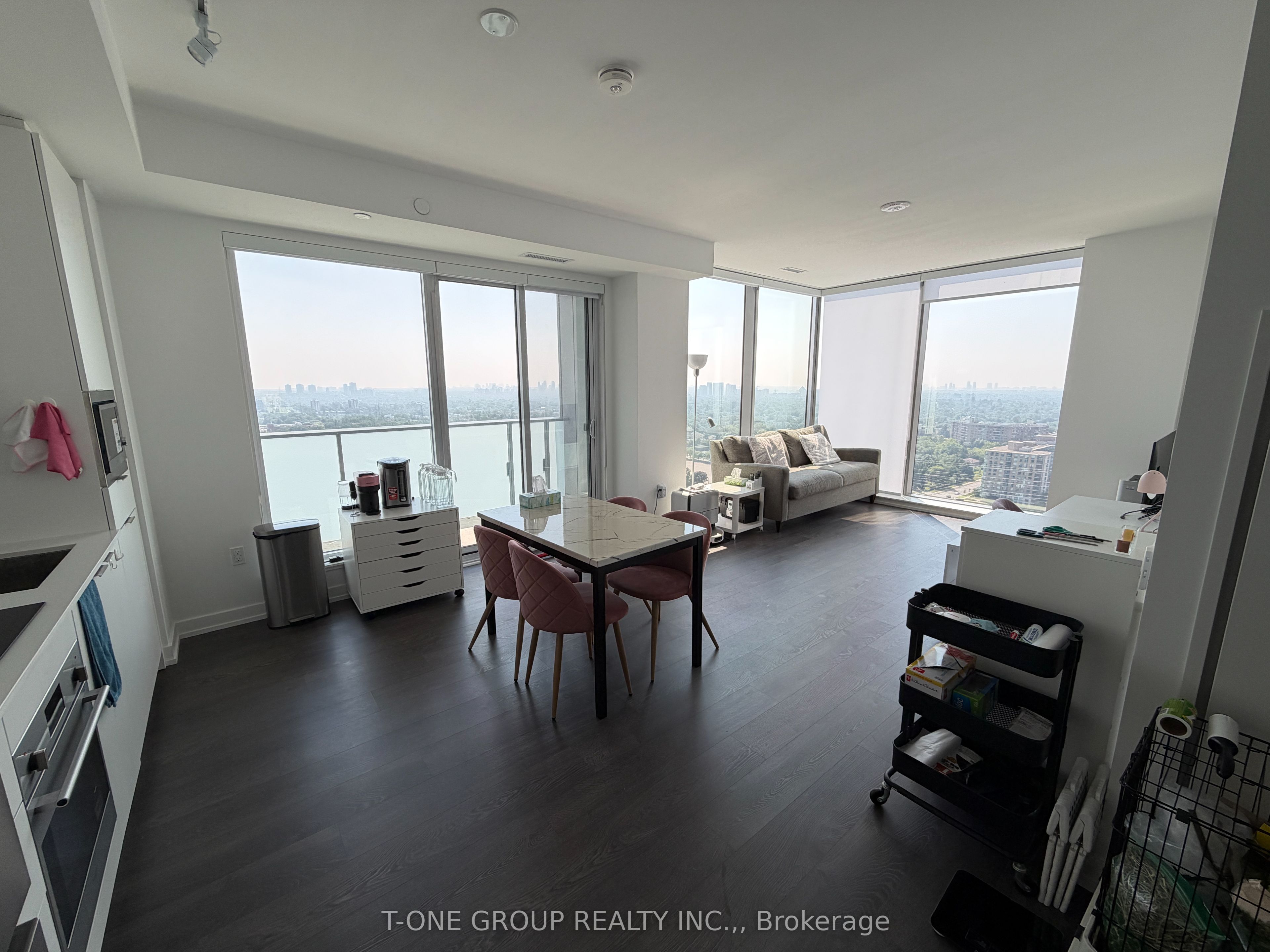 8 Olympic Garden Drive S2603, Toronto, ON M2M 0B9 photo 5