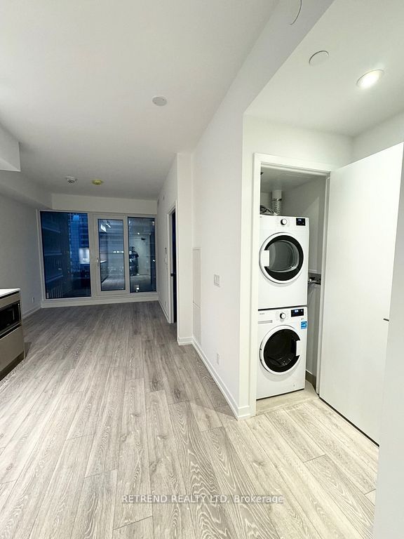 55 Mercer Street 1108, Toronto, ON M5V 0W4 photo 4
