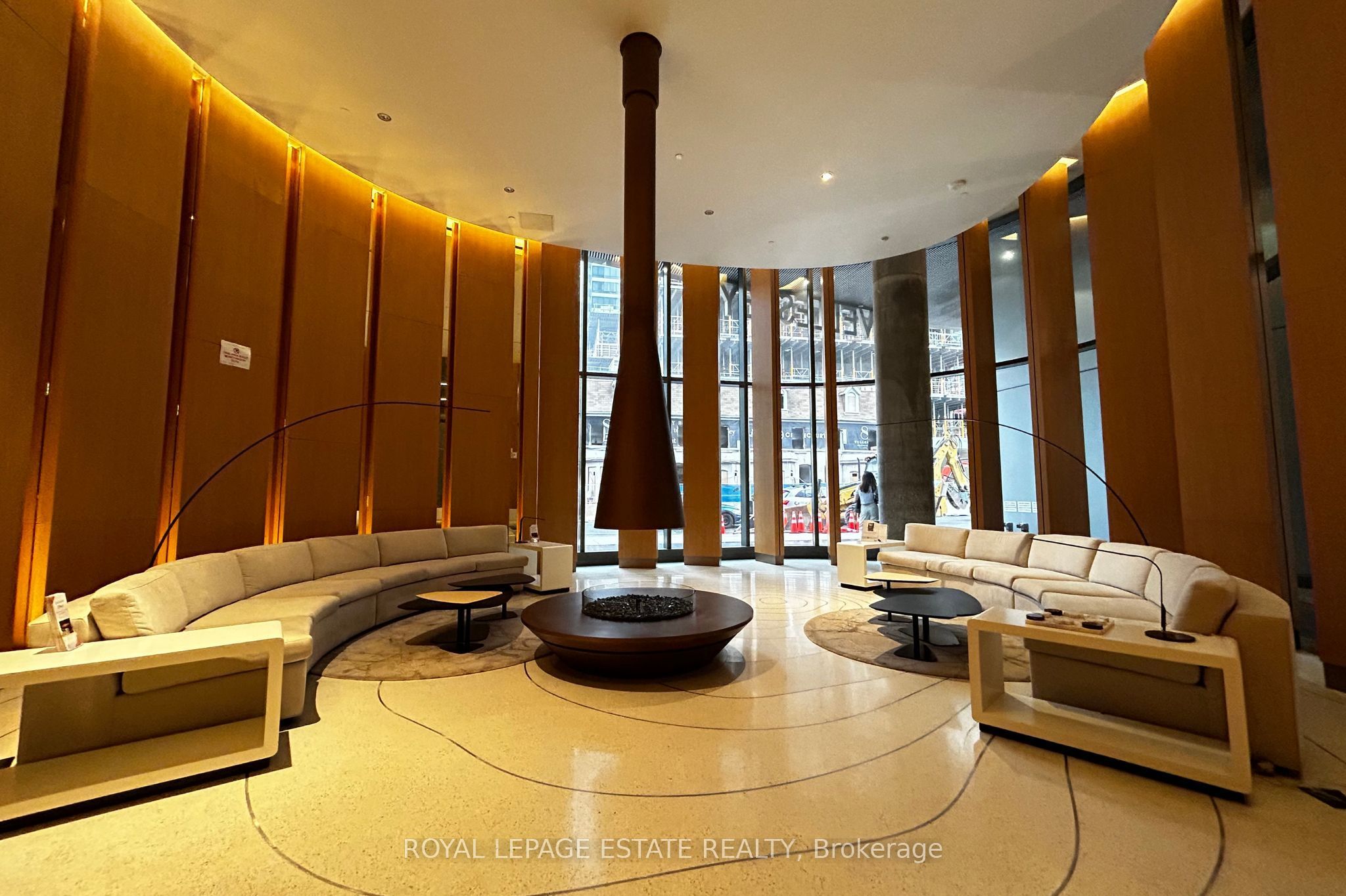 11 Wellesley Street W 5002, Toronto, ON M4Y 0G4 photo 4