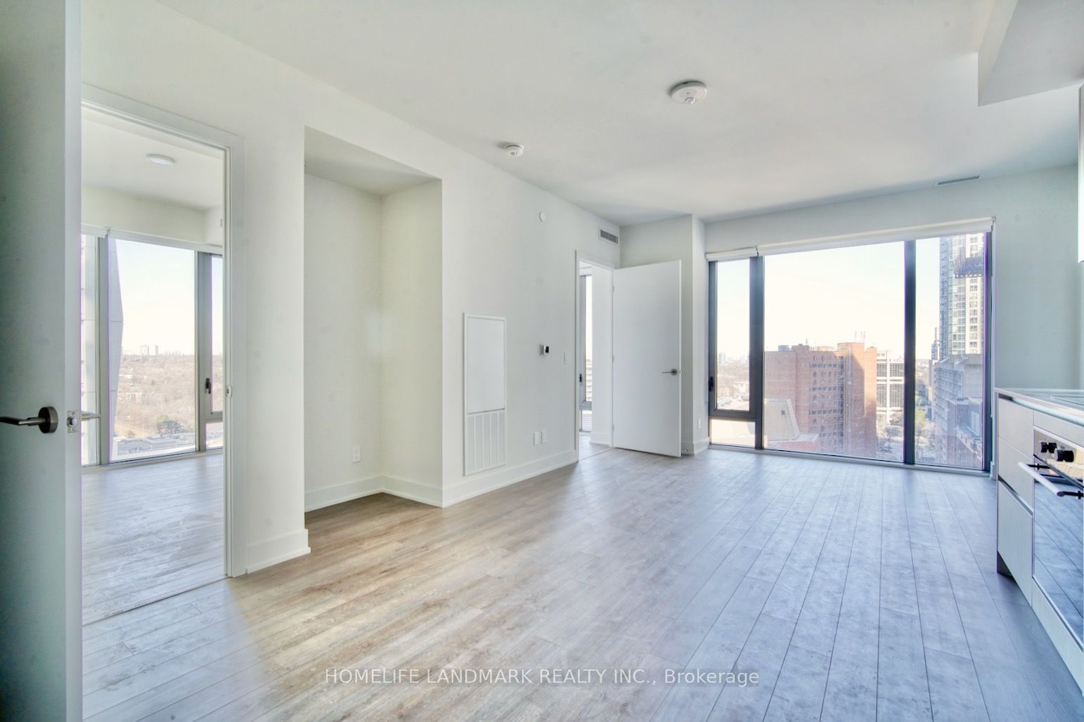 8 Cumberland Street 1608, Toronto, ON M4W 1J5