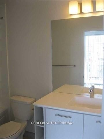 435 Richmond Street W 709, Toronto, ON M5V 1Y1 photo 5