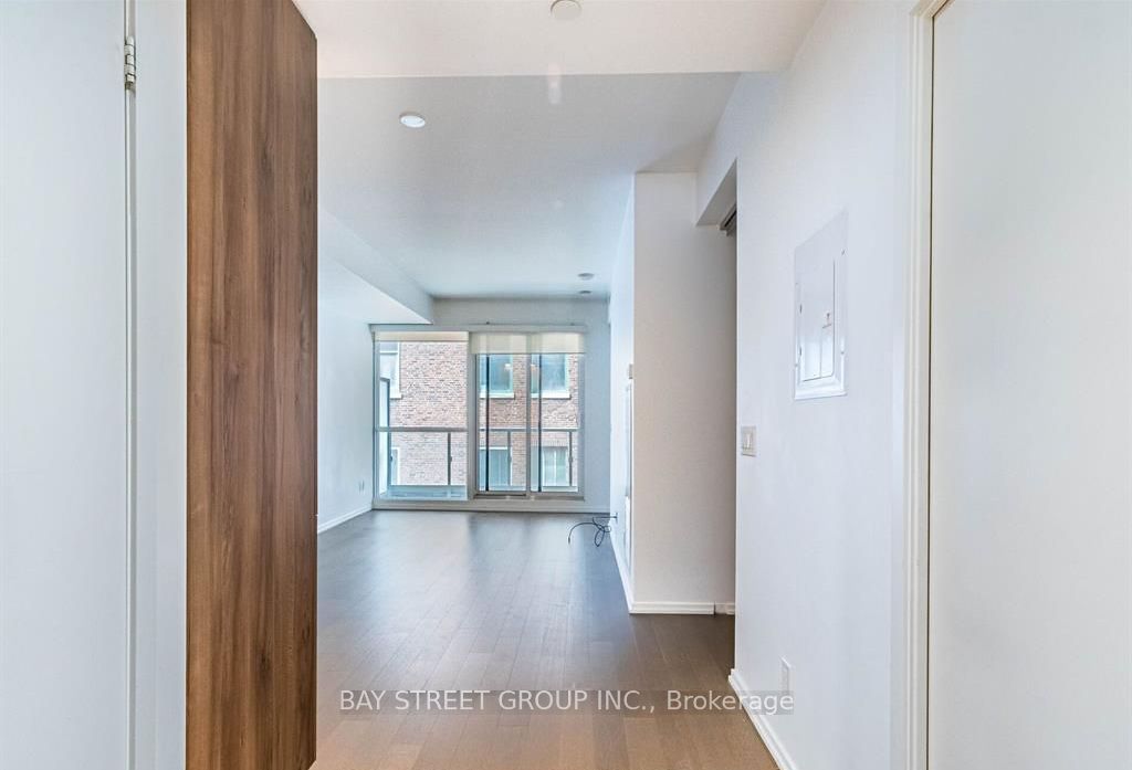 70 Temperance Street 1107, Toronto, ON M5H 0B1 photo 4