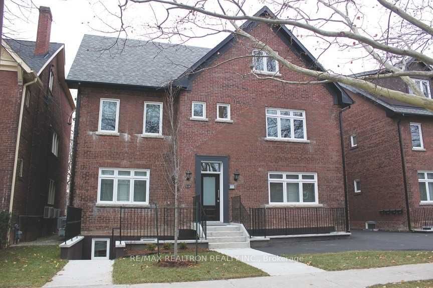 115 Chaplin Crescent 2, Toronto, ON M5P 1A6