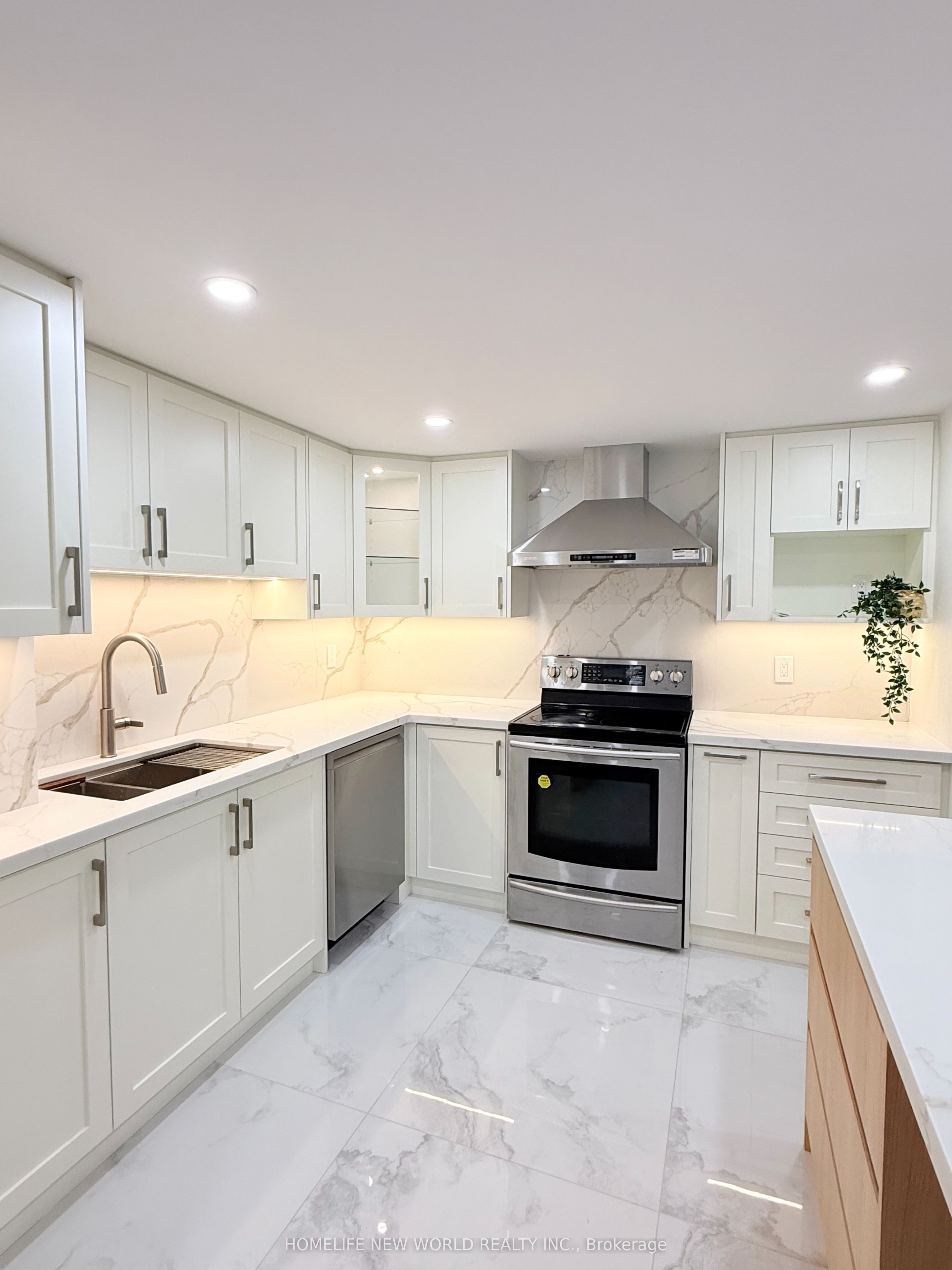 65 Spring Garden Avenue 2208, Toronto, ON M2N 6H9 photo 5