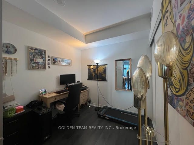 251 Jarvis Street 1719, Toronto, ON M5B 2C2 photo 4