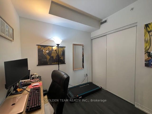 251 Jarvis Street 1719, Toronto, ON M5B 2C2 photo 5