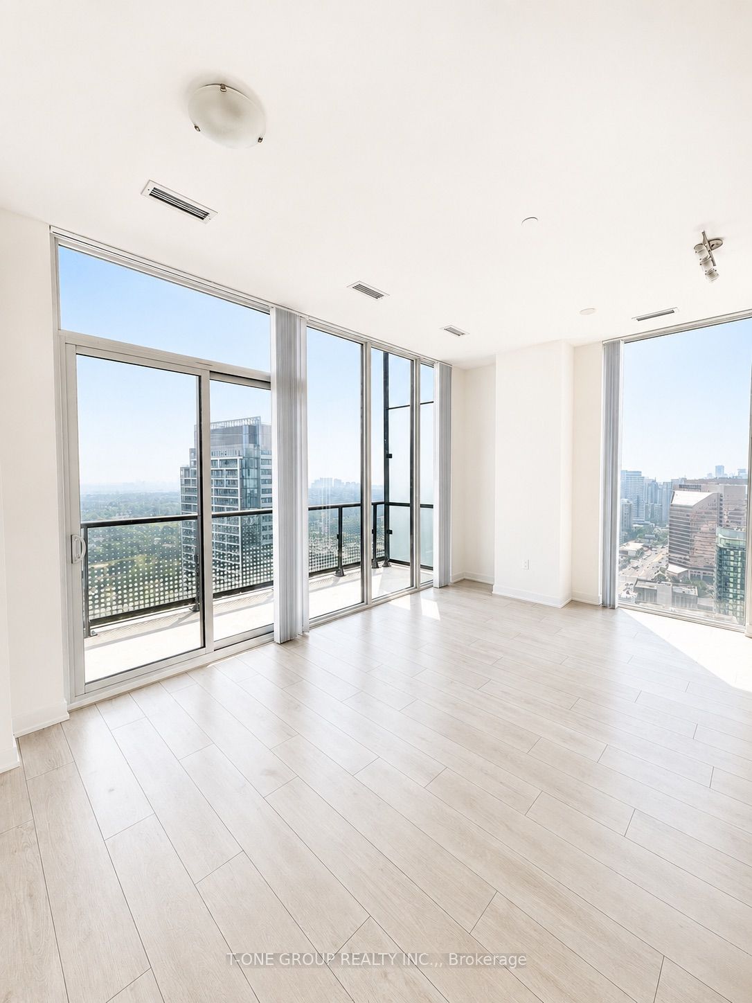 5858 Yonge Street PH15, Toronto, ON M2M 0C6 photo 4