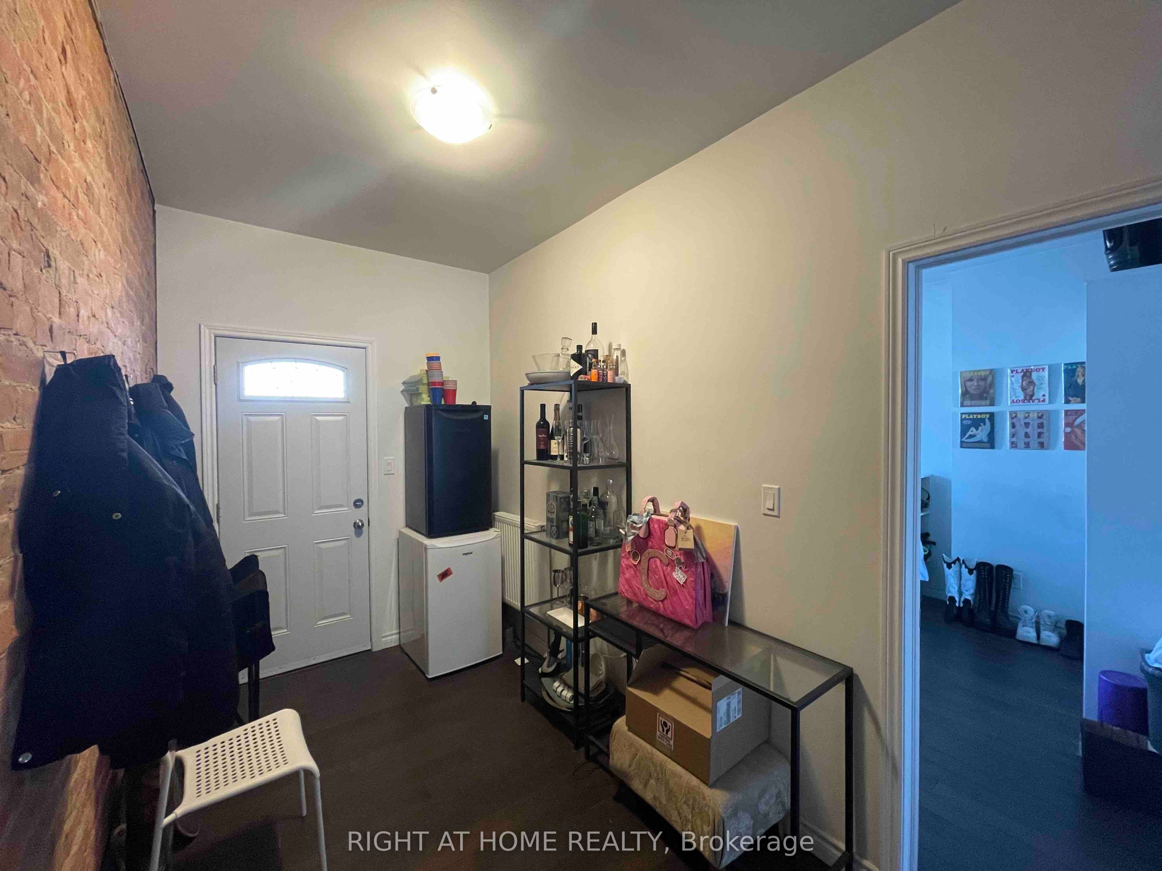 570 Bathurst Street 2, Toronto, ON M5S 2P9 photo 3